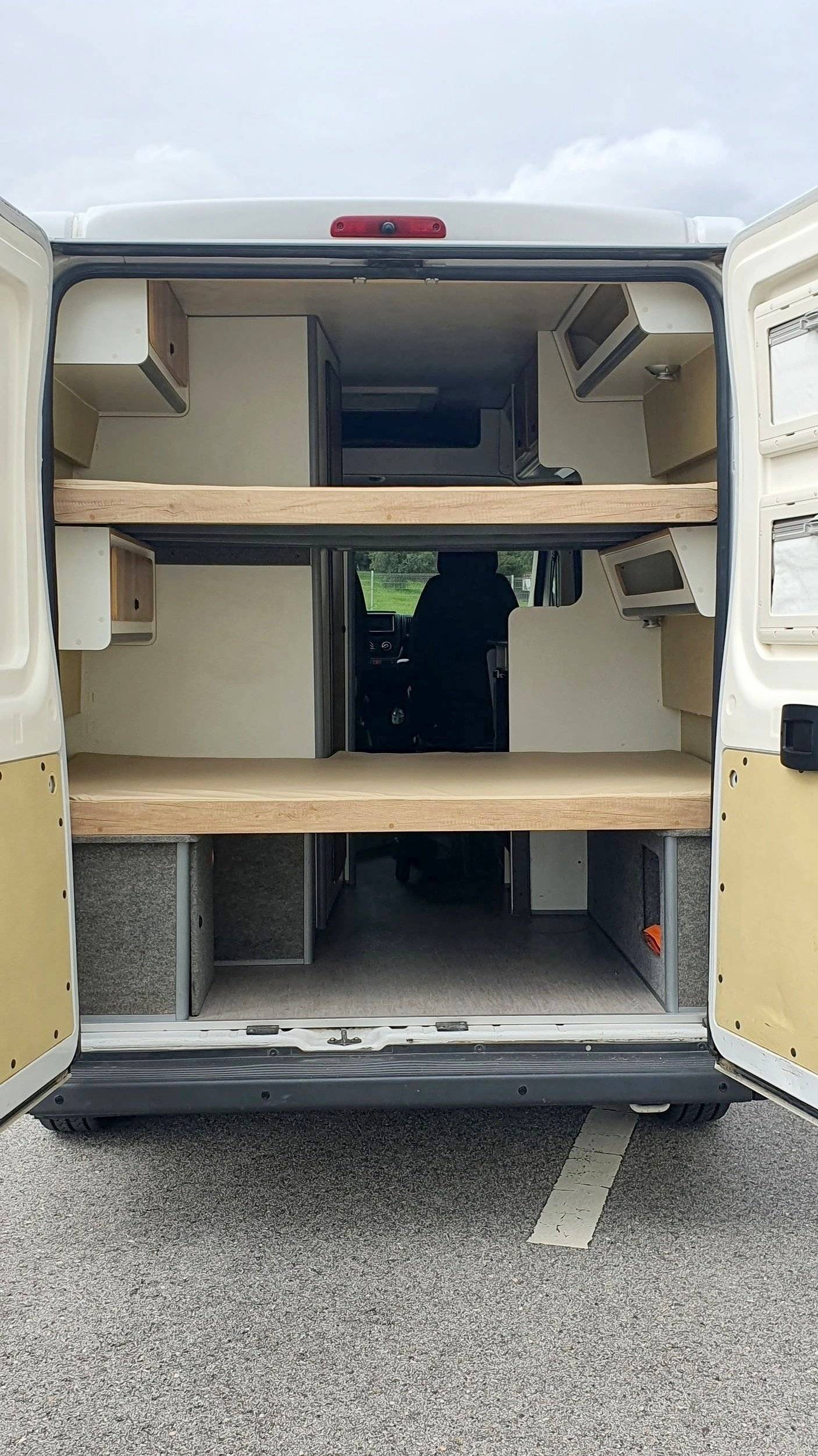 Camper Track 2,0 l 115 ch