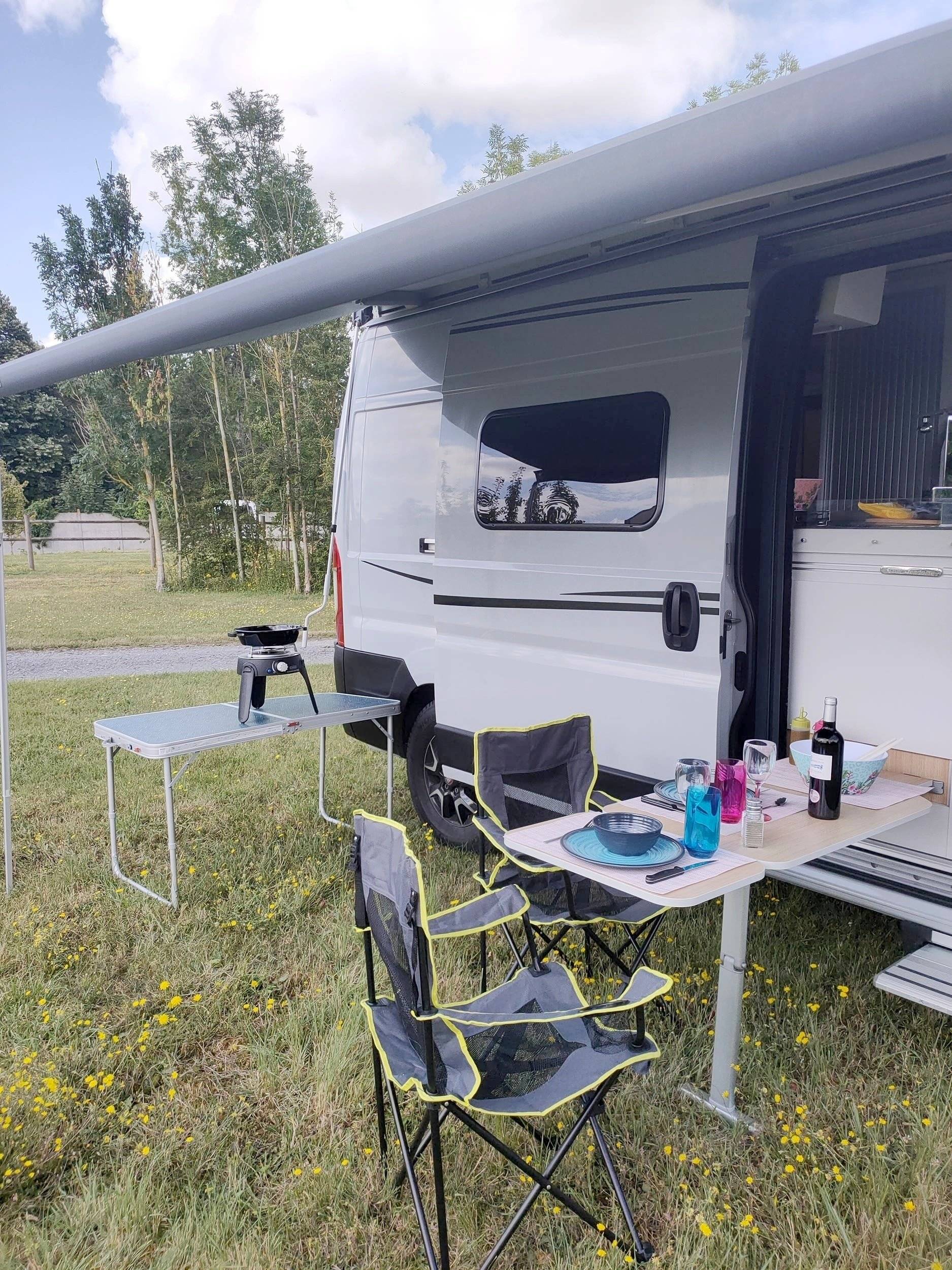 Font Vendôme Séjour Terra Van