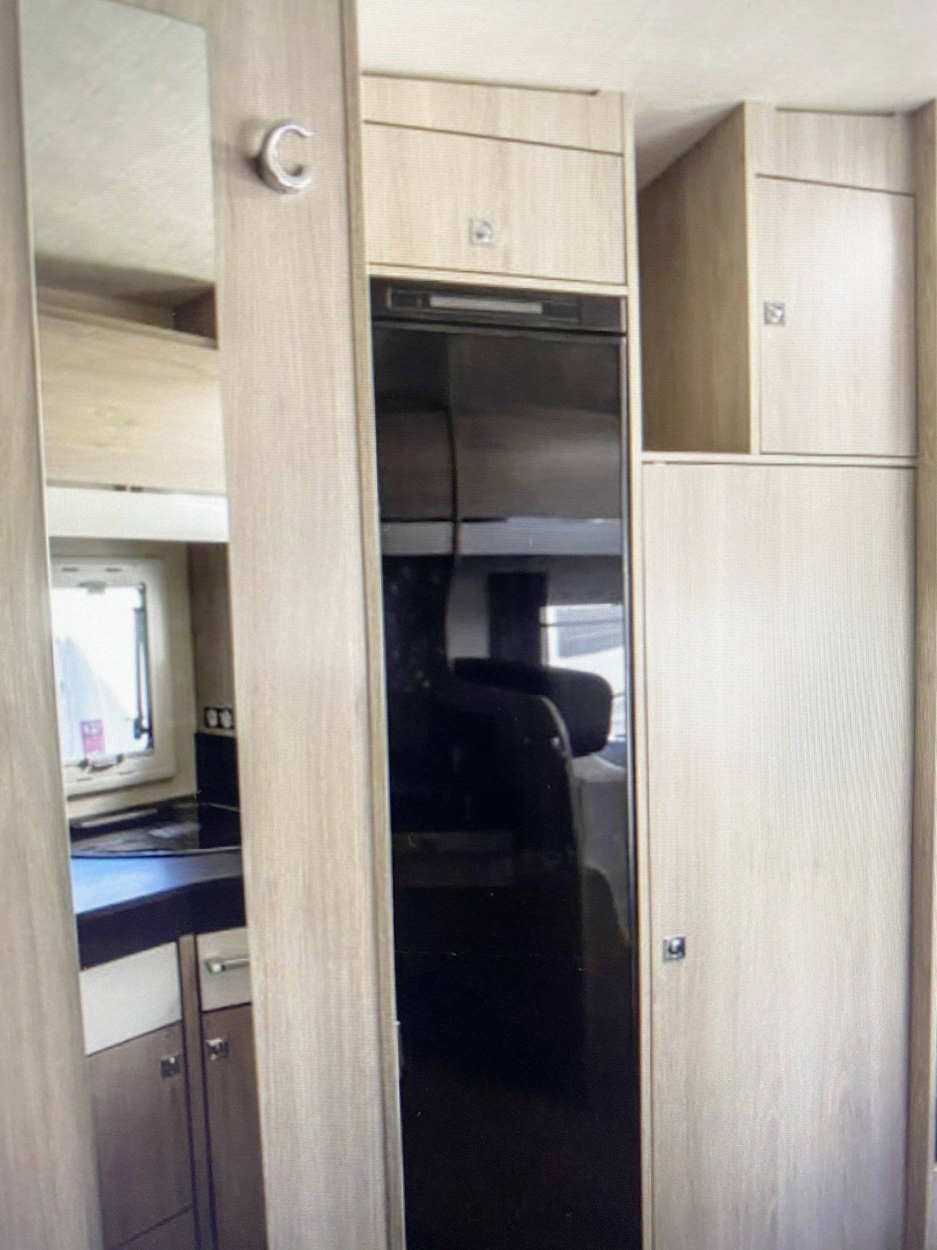 Challenger GENESIS 256