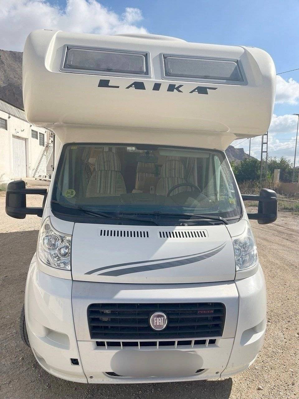 Vue avant de 3/4 Fiat Ducato 3,0 l 160 ch Al-Ko - Yescapa