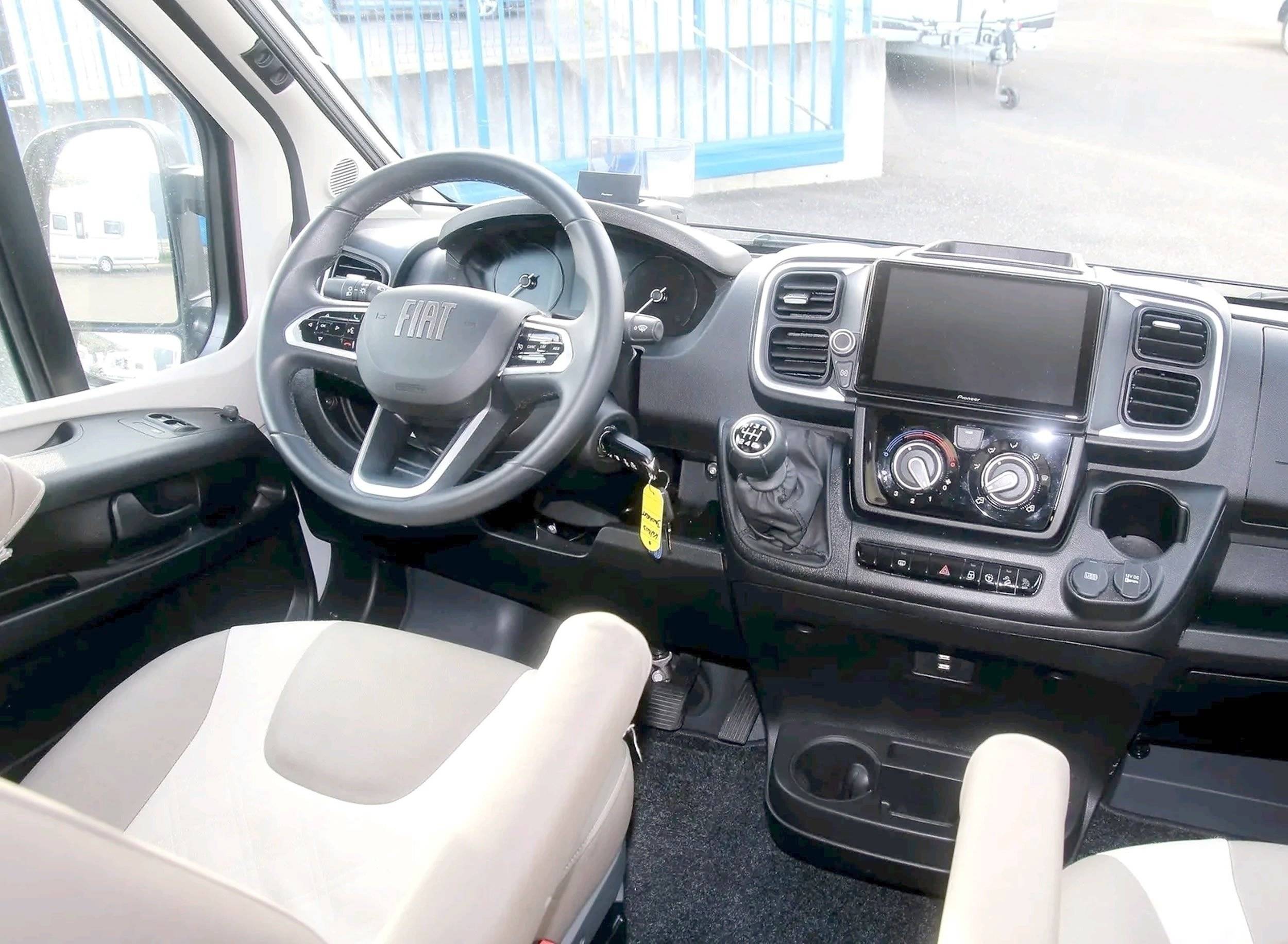 Knaus KNAUS BOXLIFE DQ  600 PLATINIUM