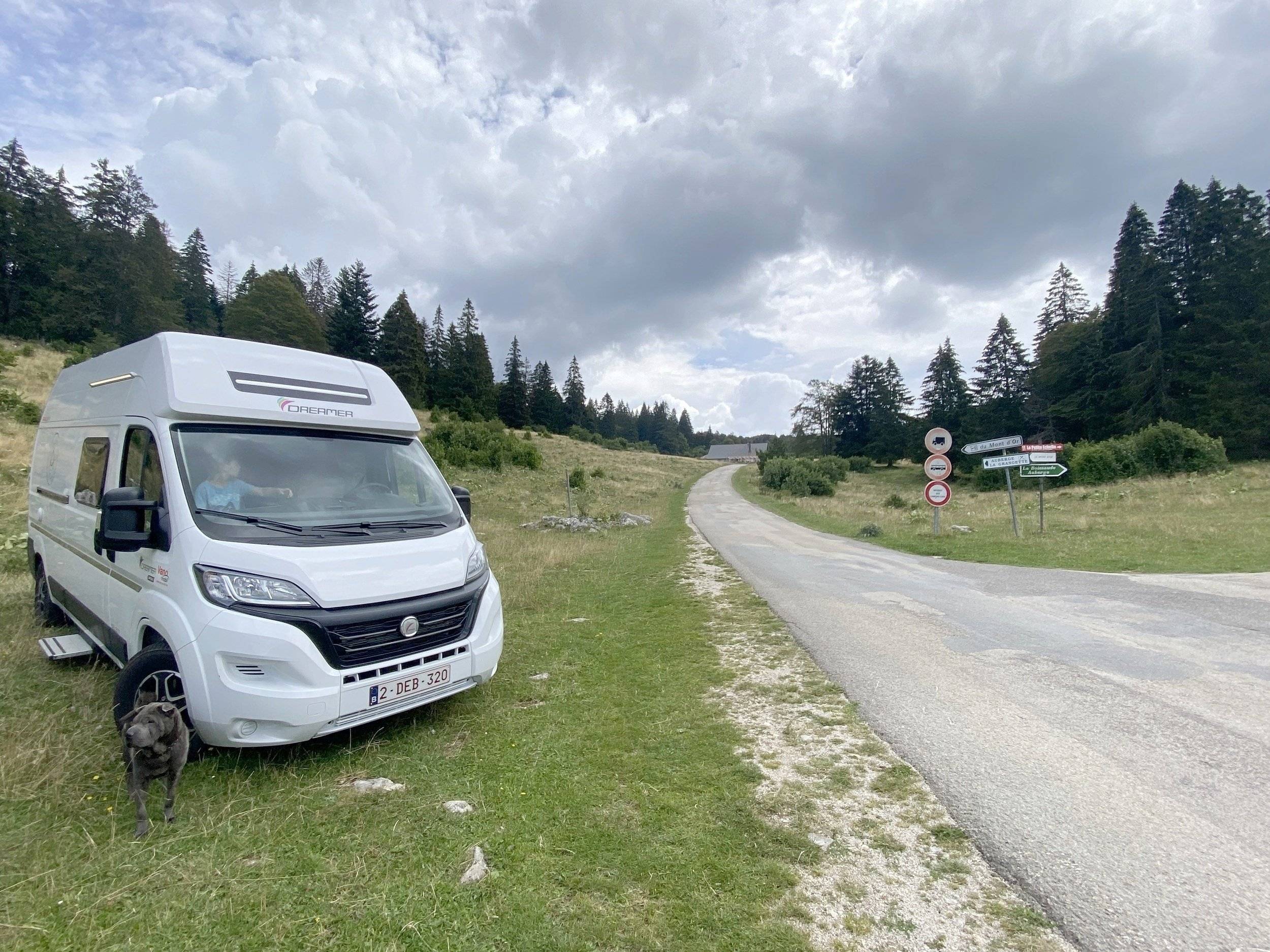 Dreamer Dreamer Family Van