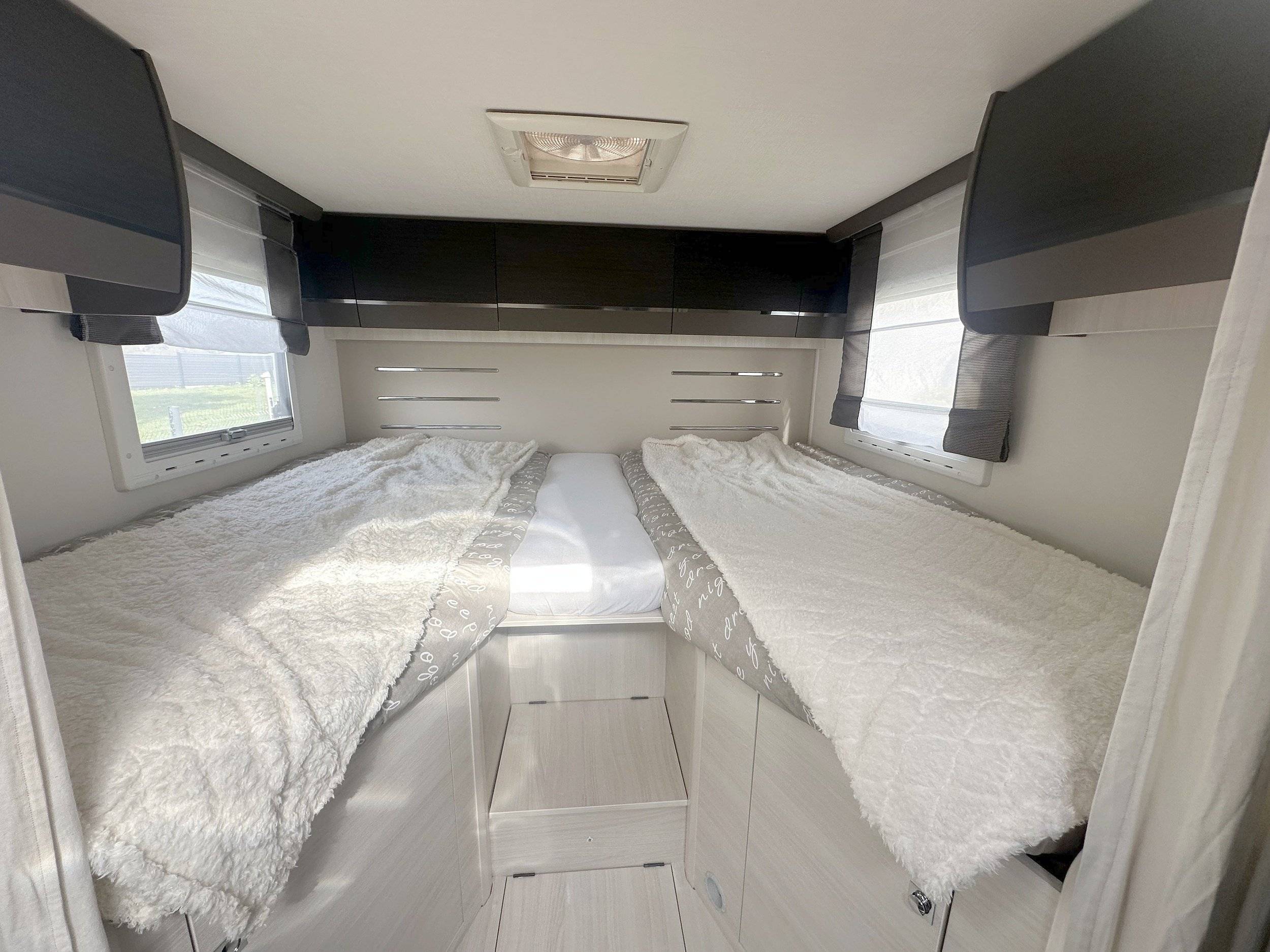 Challenger ford transit