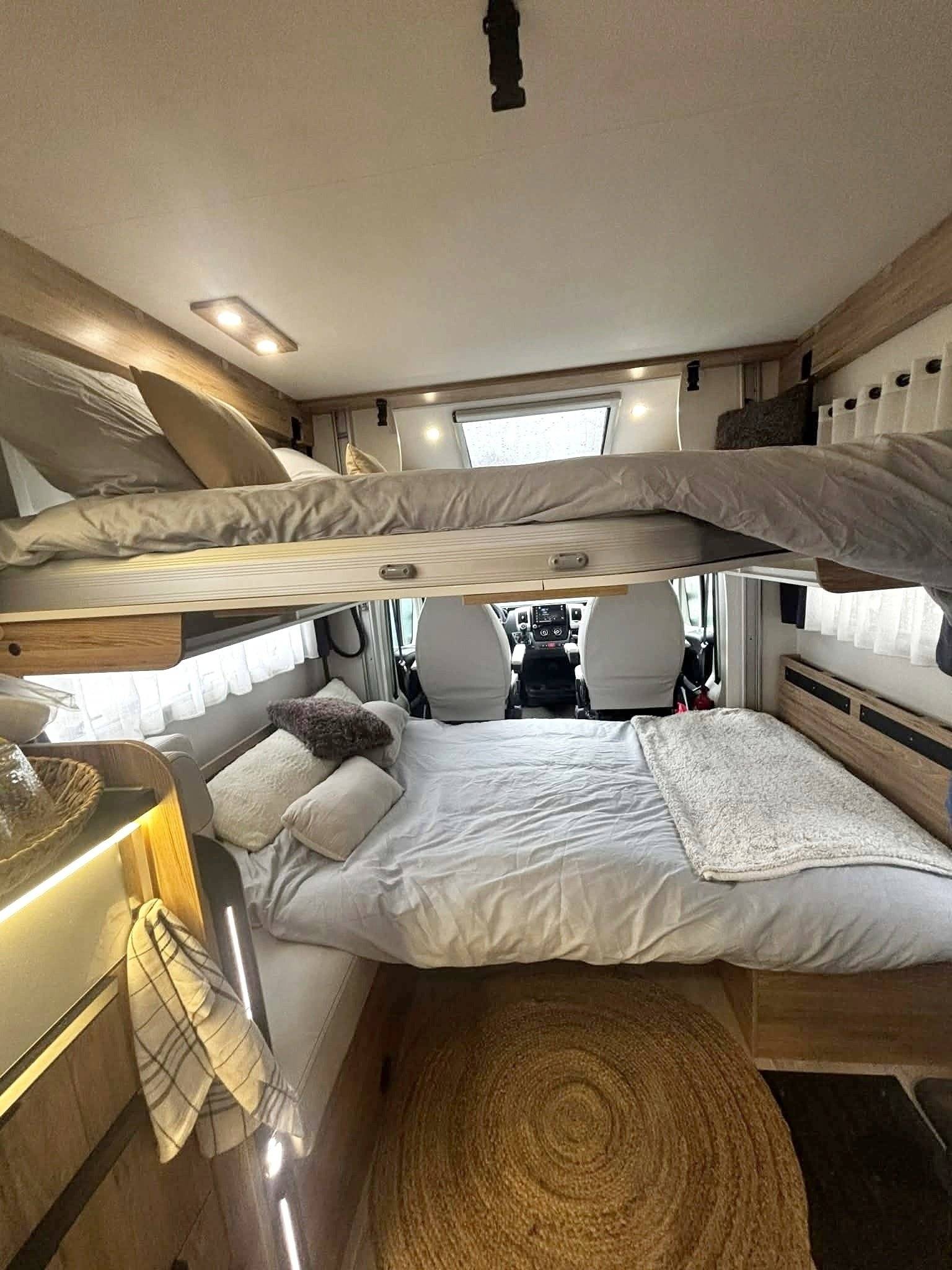 Bavaria BAVARIA T696D