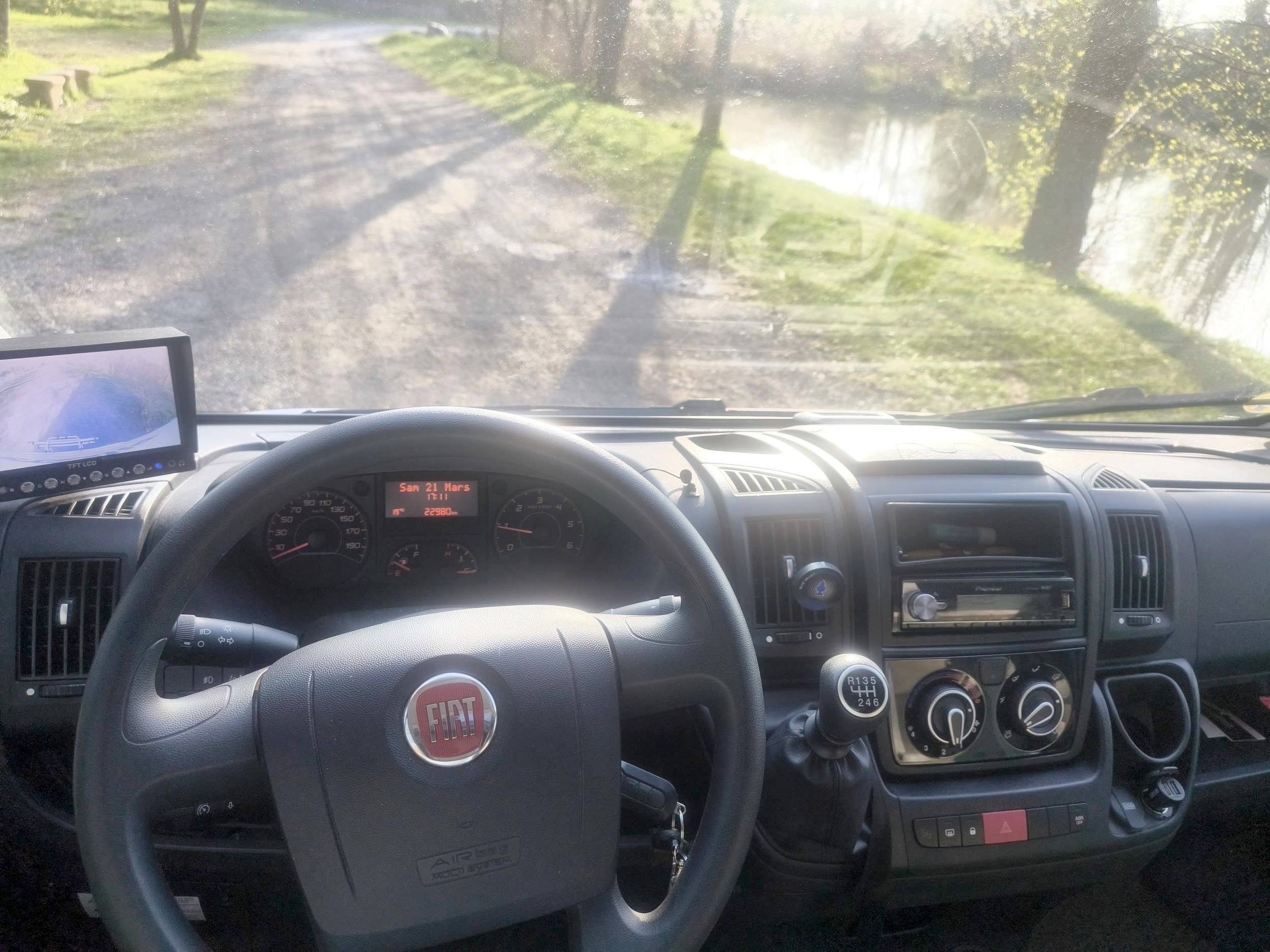 Pilote Pilote P716 Essentiel