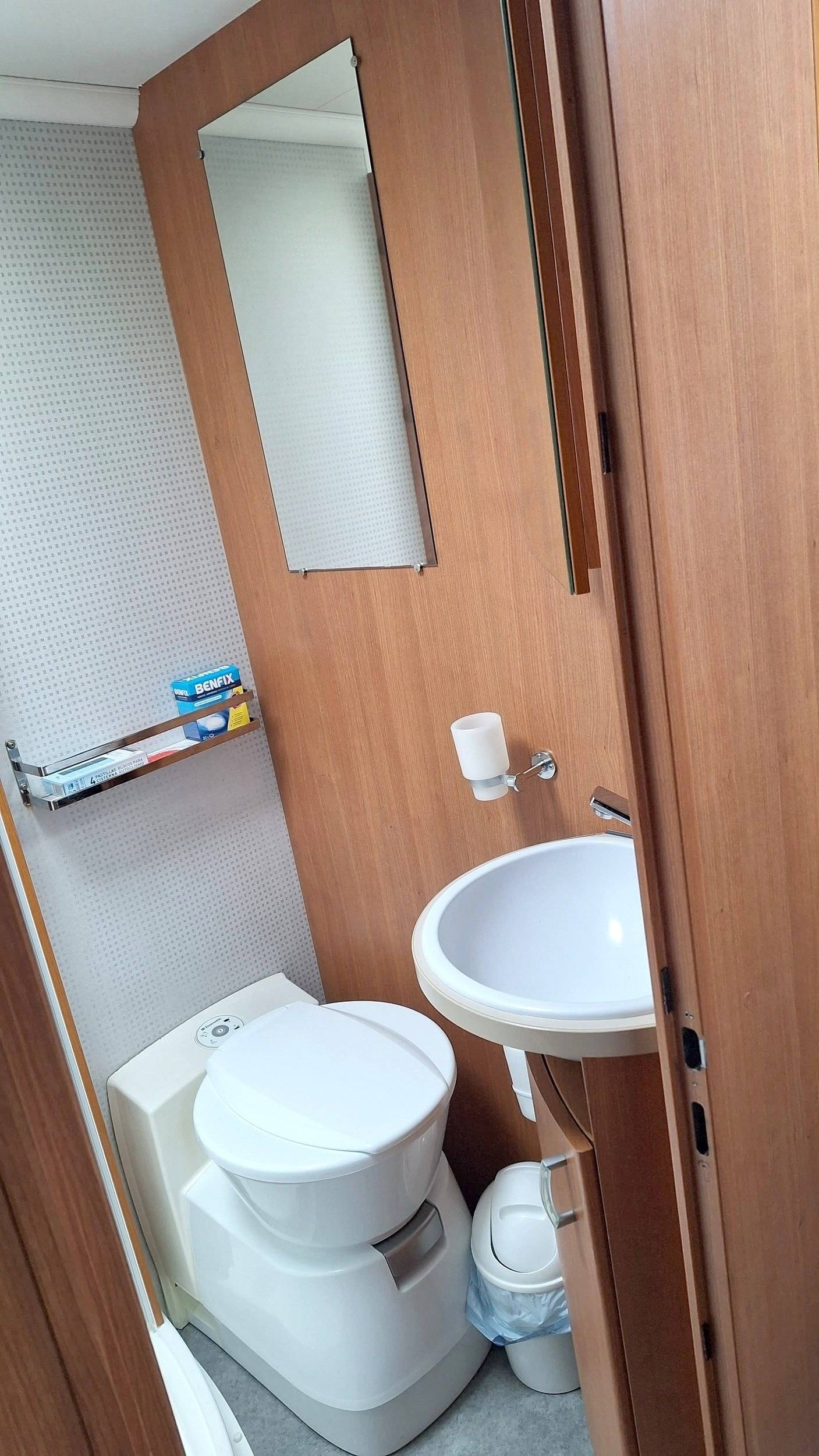 Pilote Aventura A-710