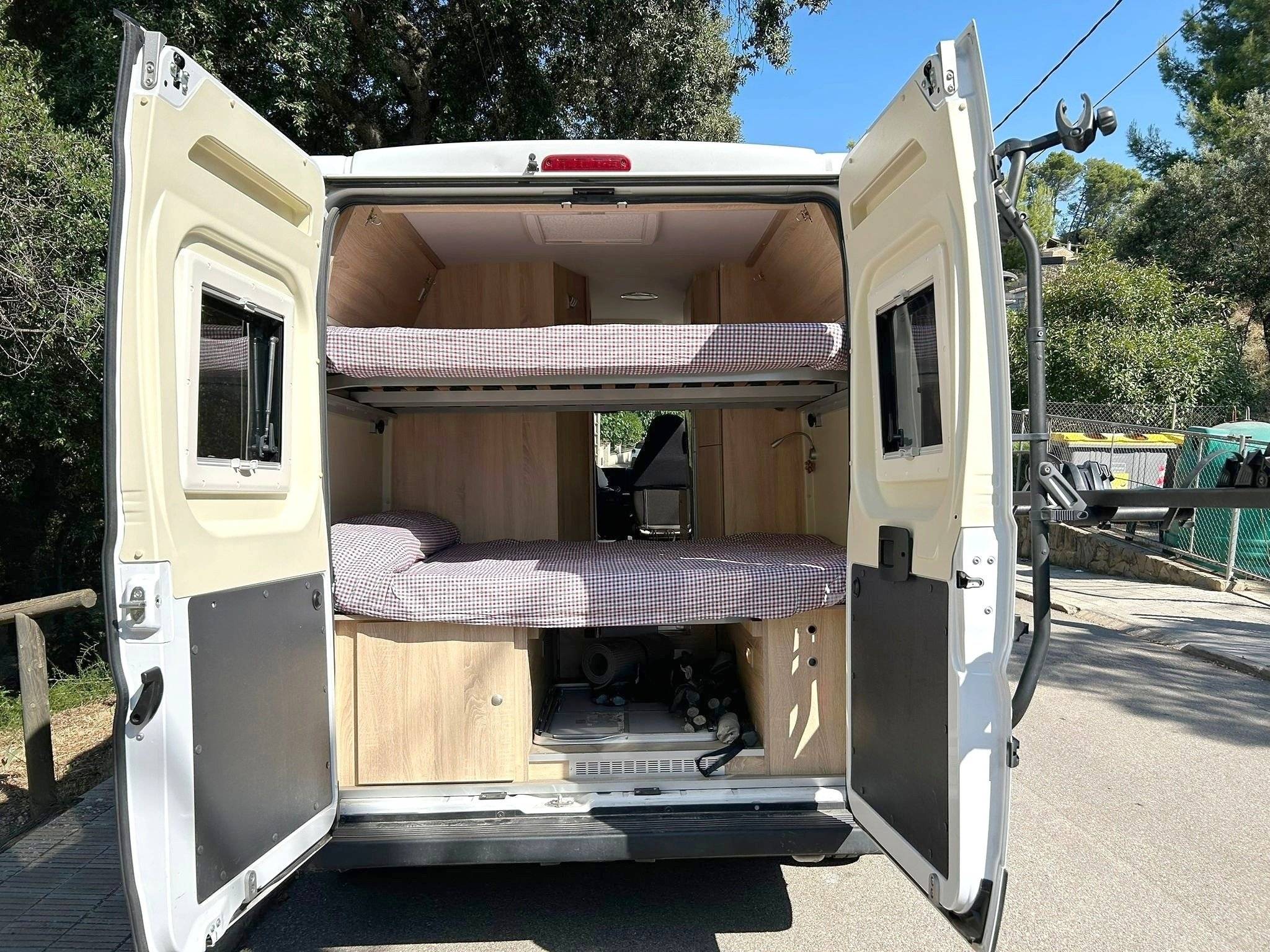 Berth Citroën Citroën jumper - Yescapa