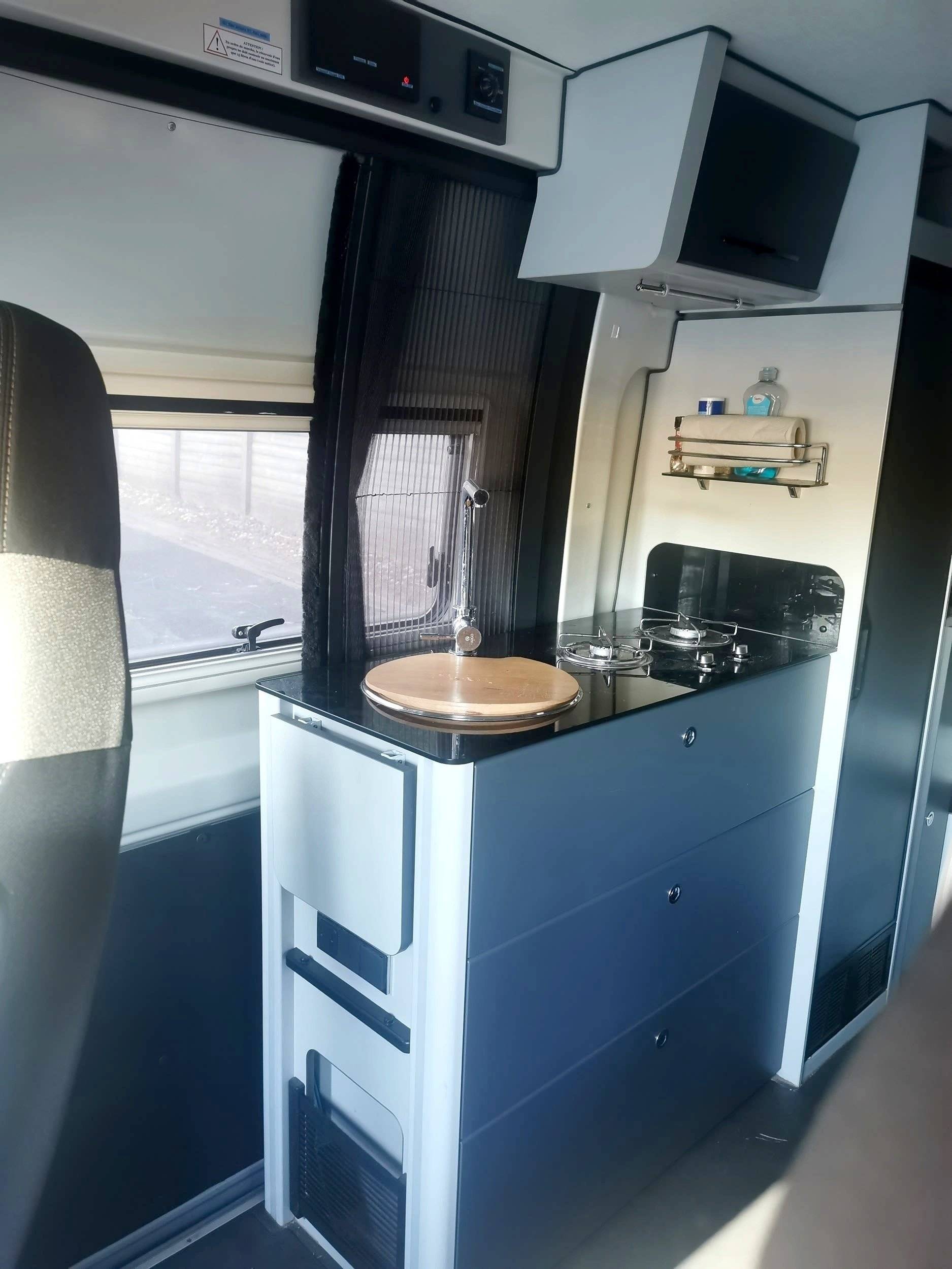 Kitchenette Fiat ducato 140CV 2.3L - Yescapa
