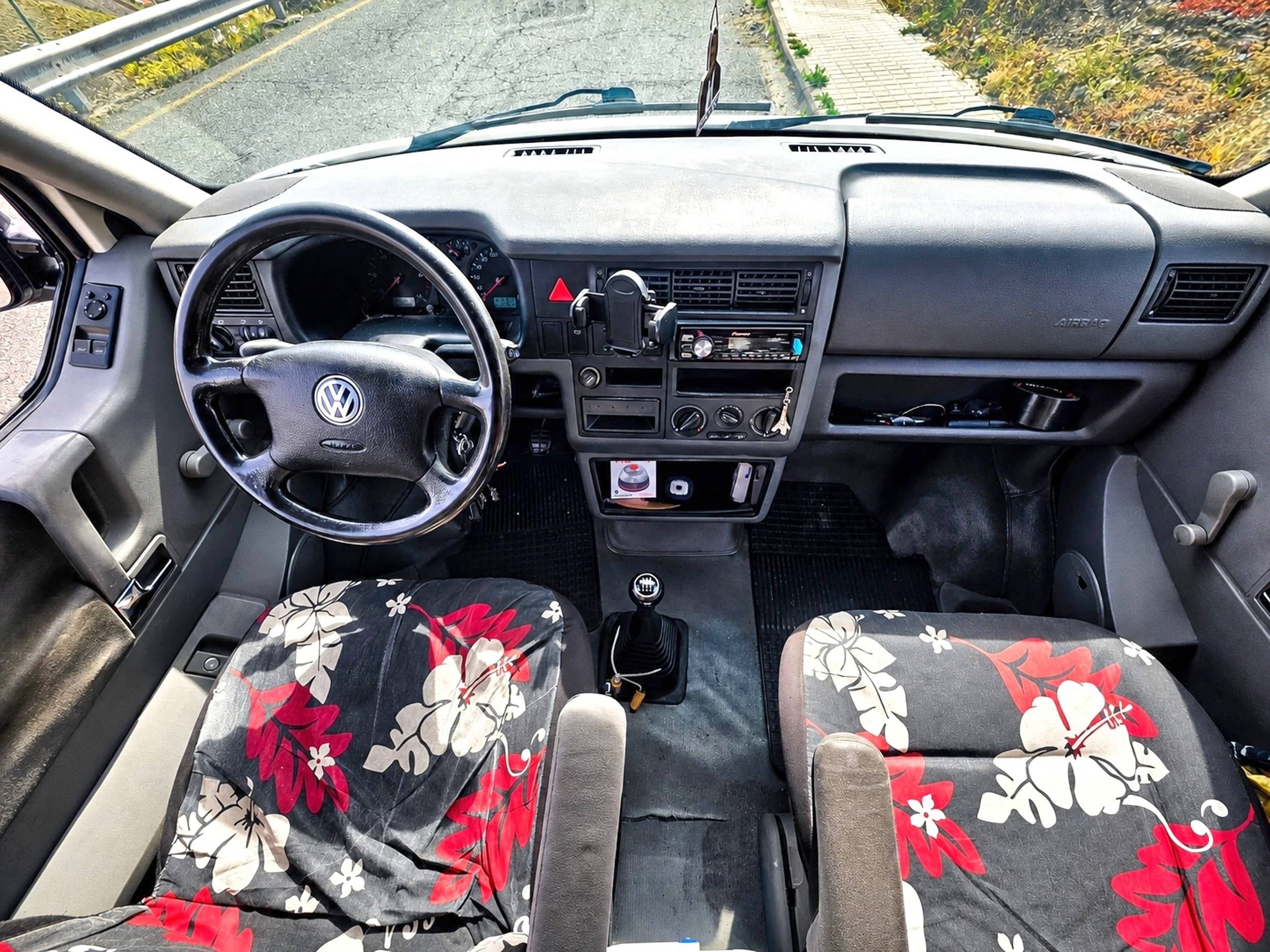 Volkswagen California Beach