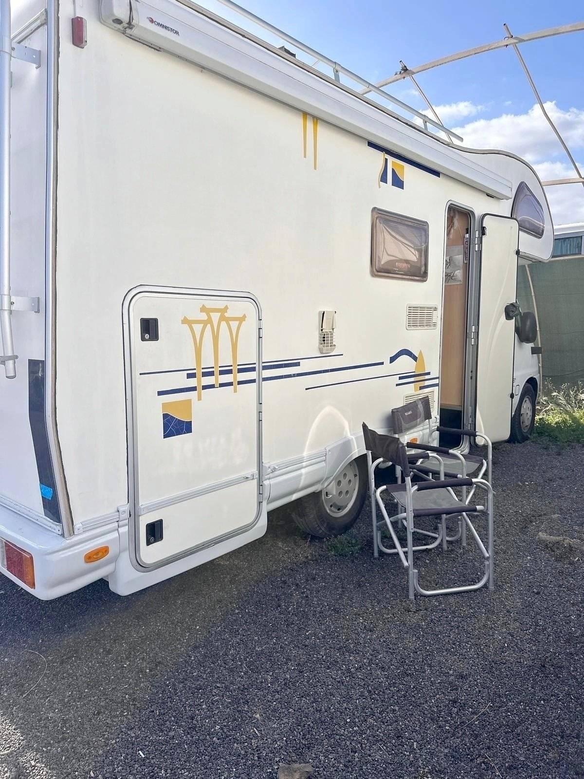 Trigano DINGHI luxury 4G "HAPPY FAMILY" TNF