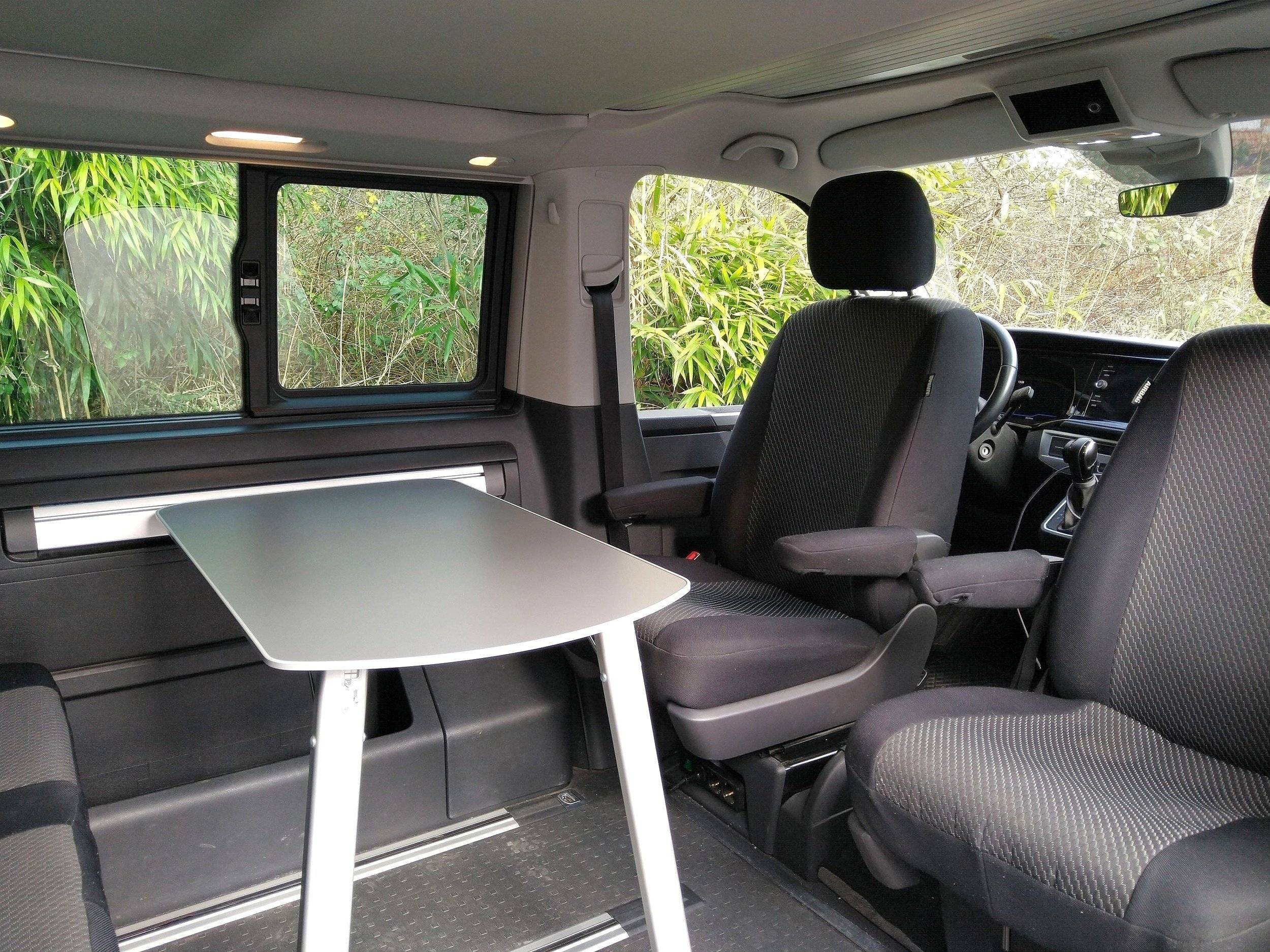 Comedor Volkswagen T6.1 California - Yescapa