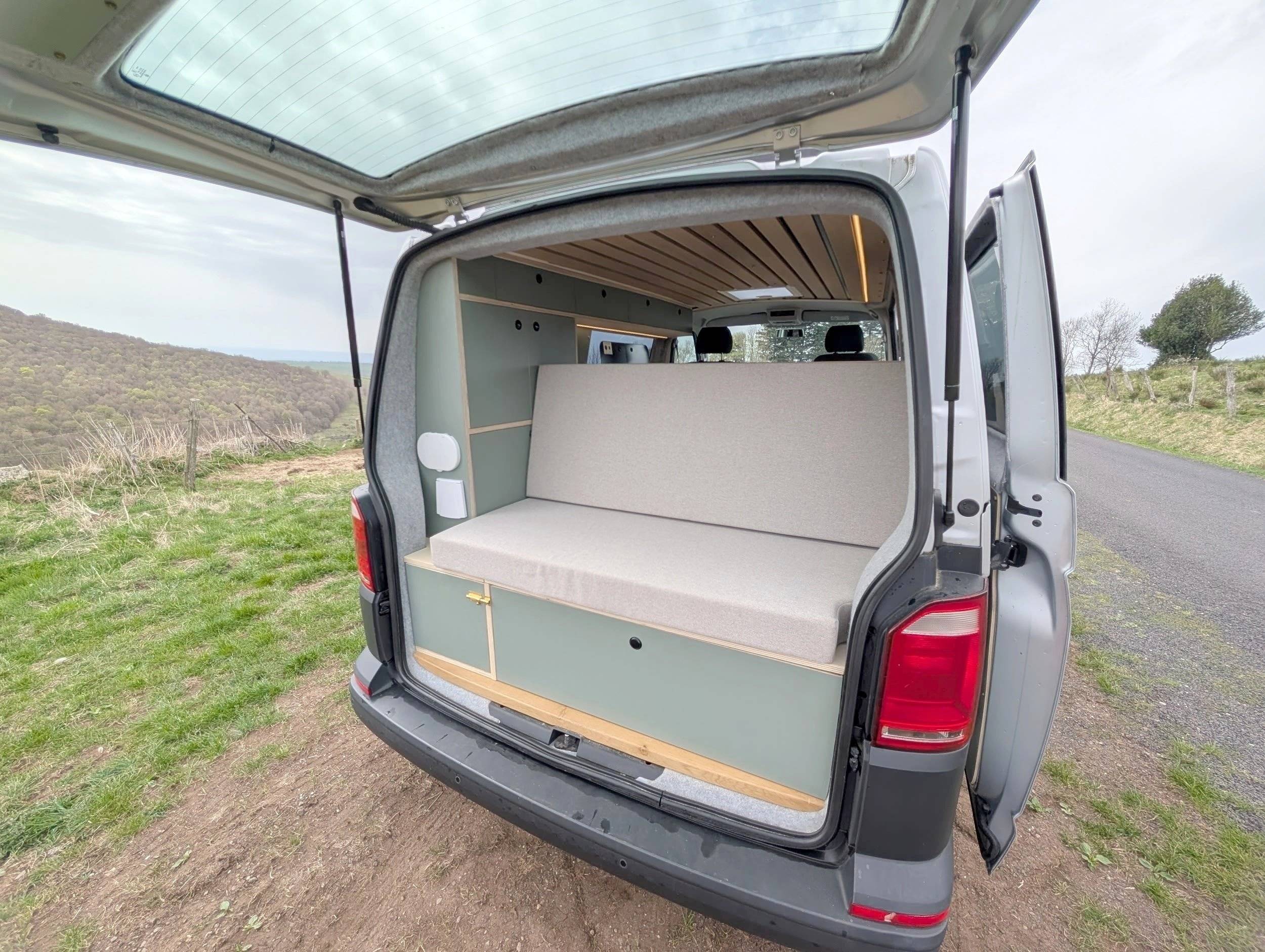 Volkswagen T6 2 l 102 ch