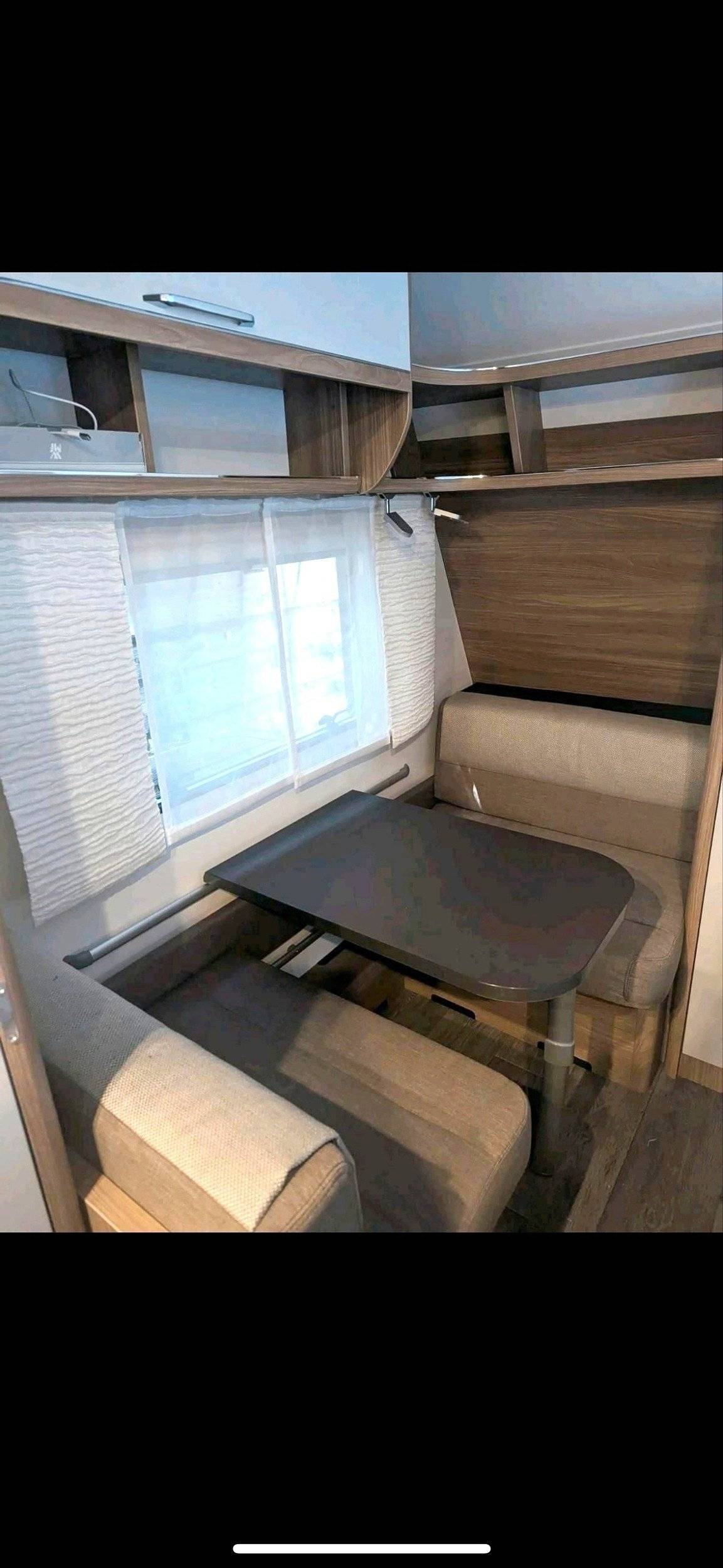 Essecke Bürstner - Yescapa