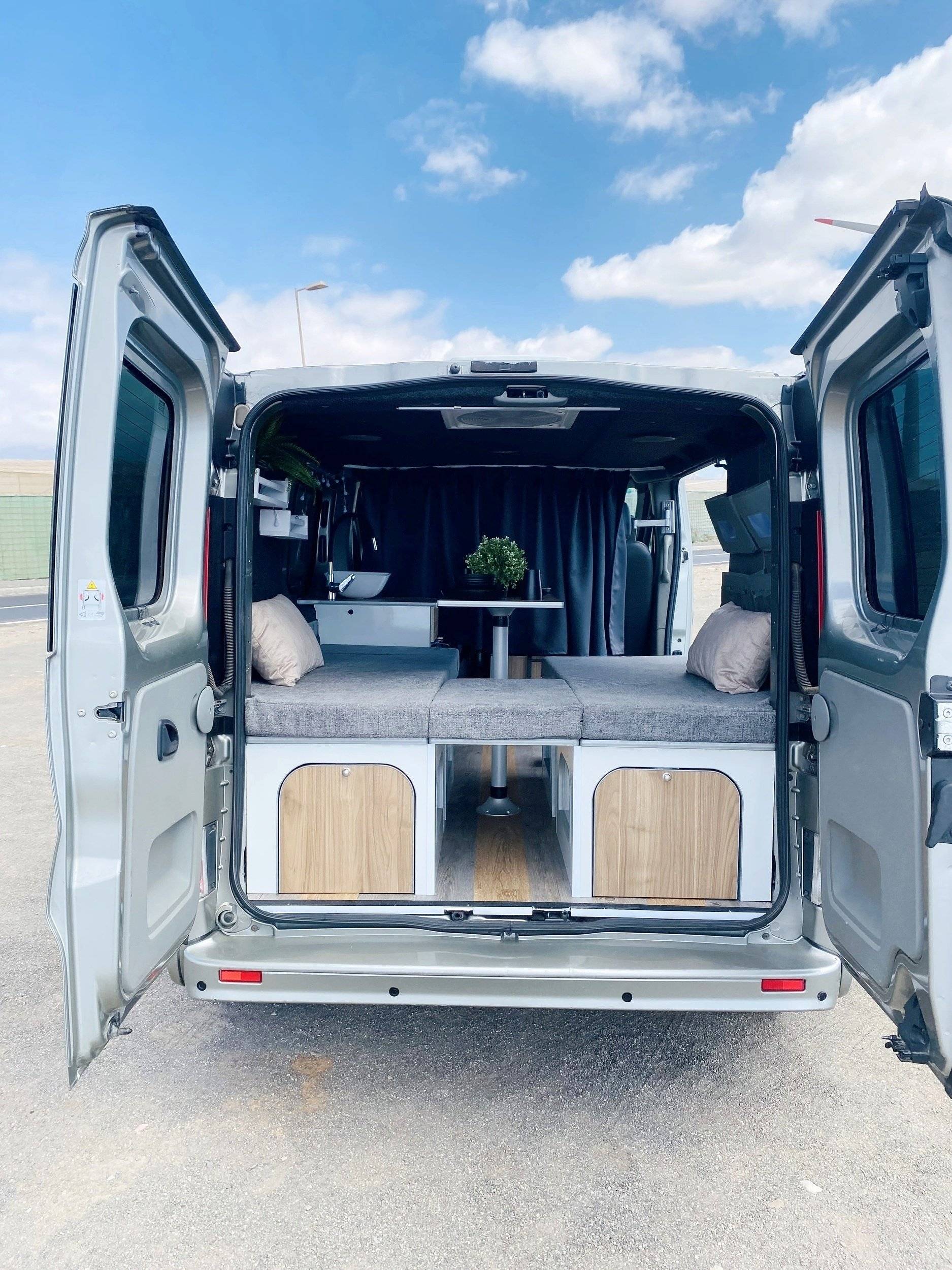 Camper Track Renault trafic