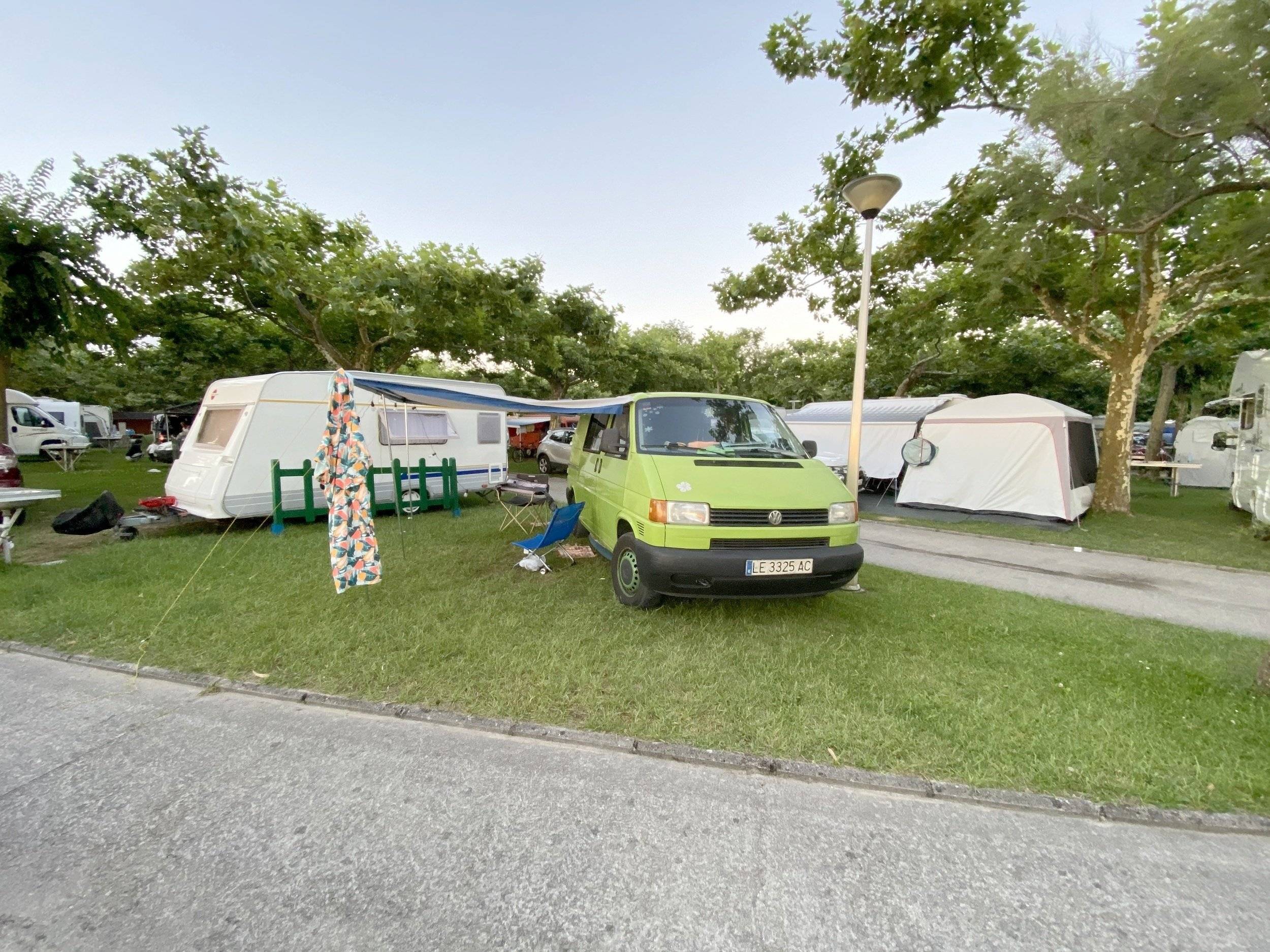 Volkswagen Caddy 2,5 l TDI 102 ch