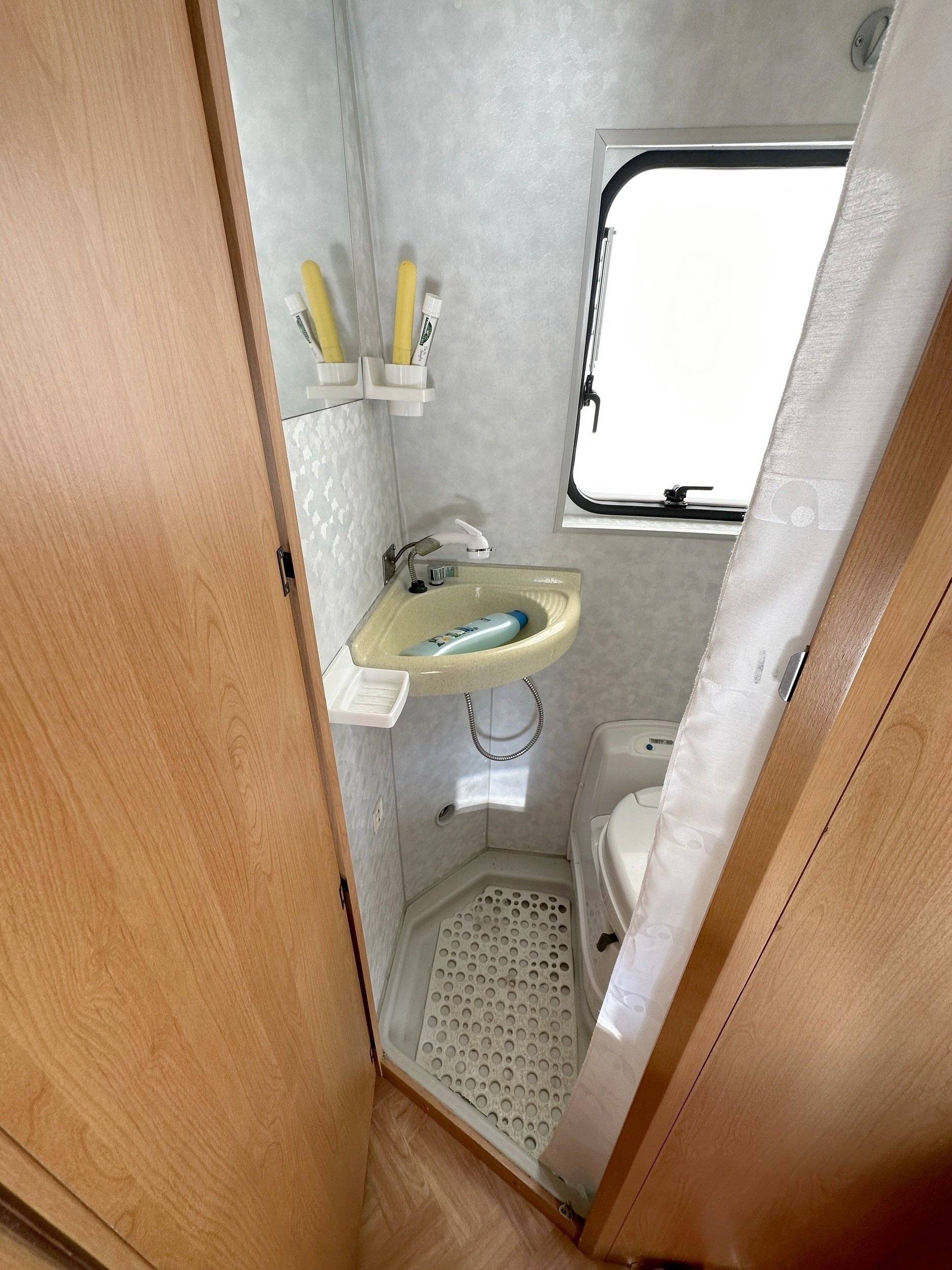 Adria Ducat 2,8l  122cv