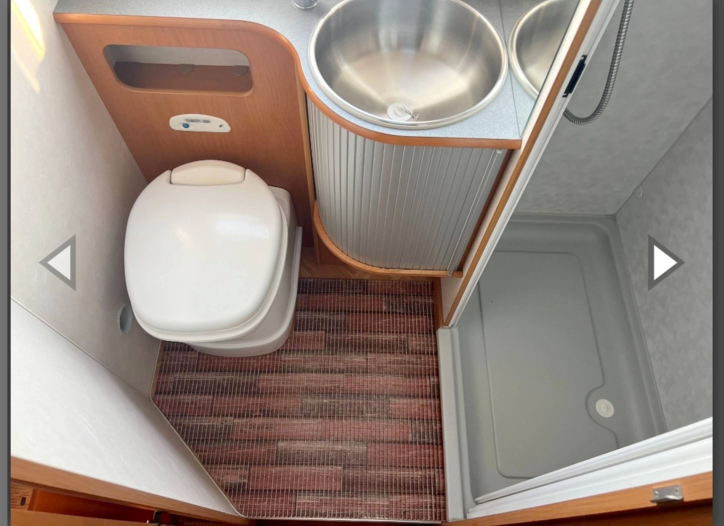 Adria ADRIA MOBIL CORAL 680 SP