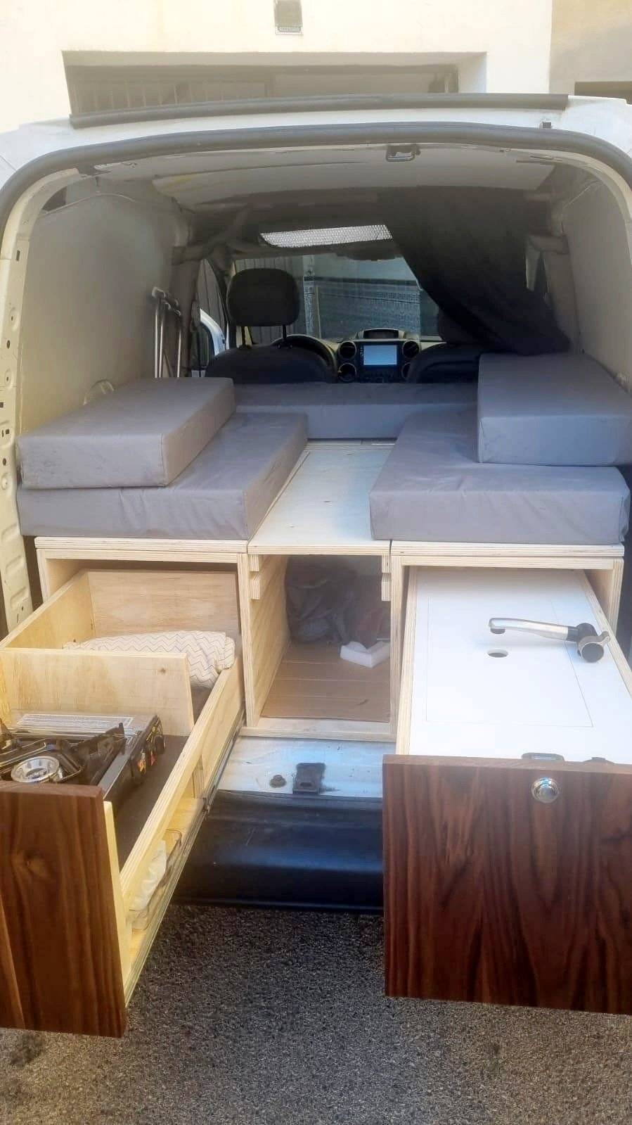 Armorique Van Partner1,6 HDI 110 Ch