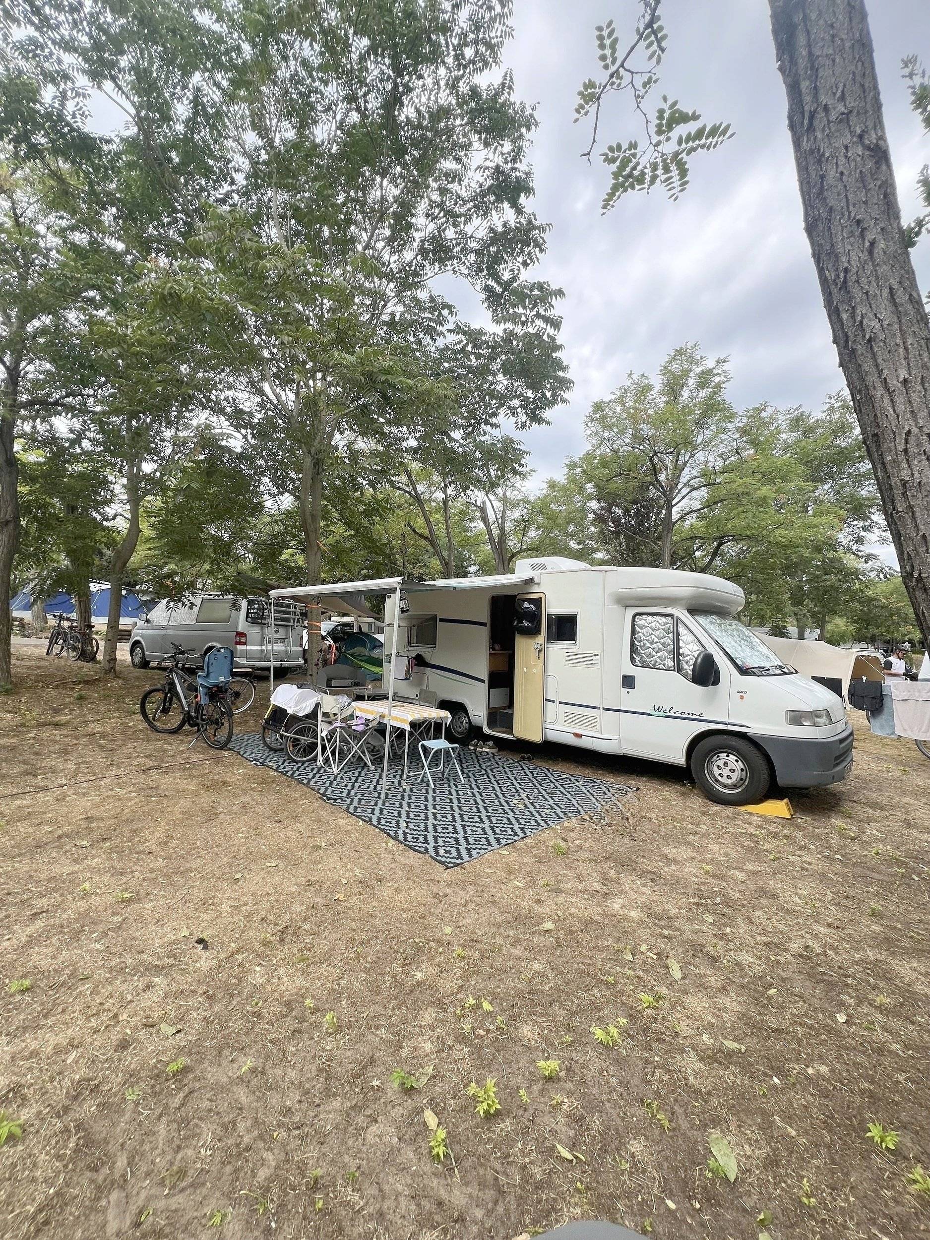 Front view from 3/4 Fiat - Yescapa
