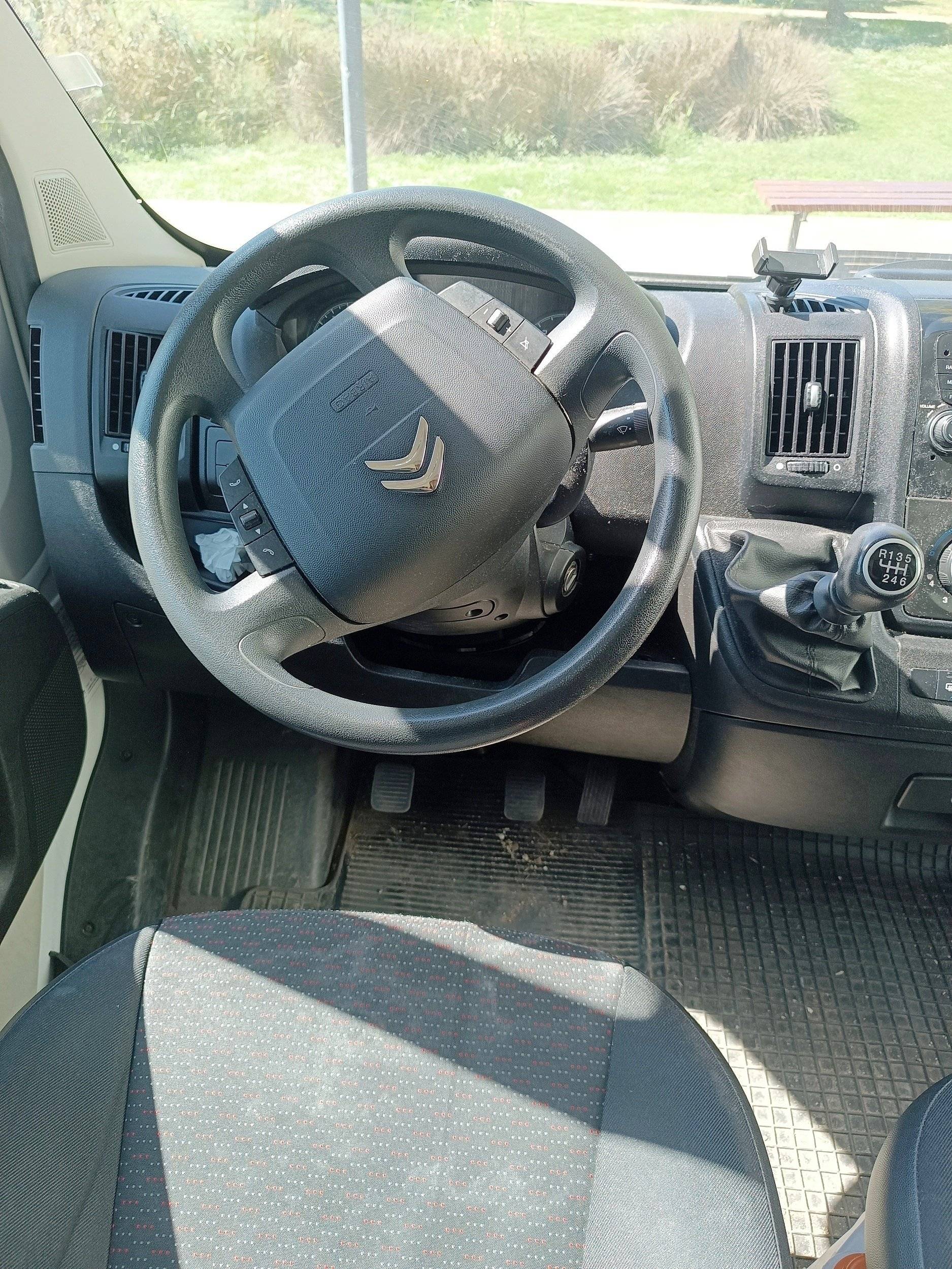 P.L.A Citroën jumper