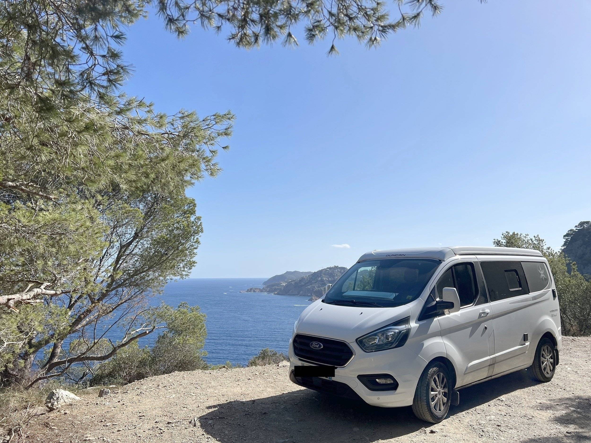 Karmann Mobil Ford Transit Custom