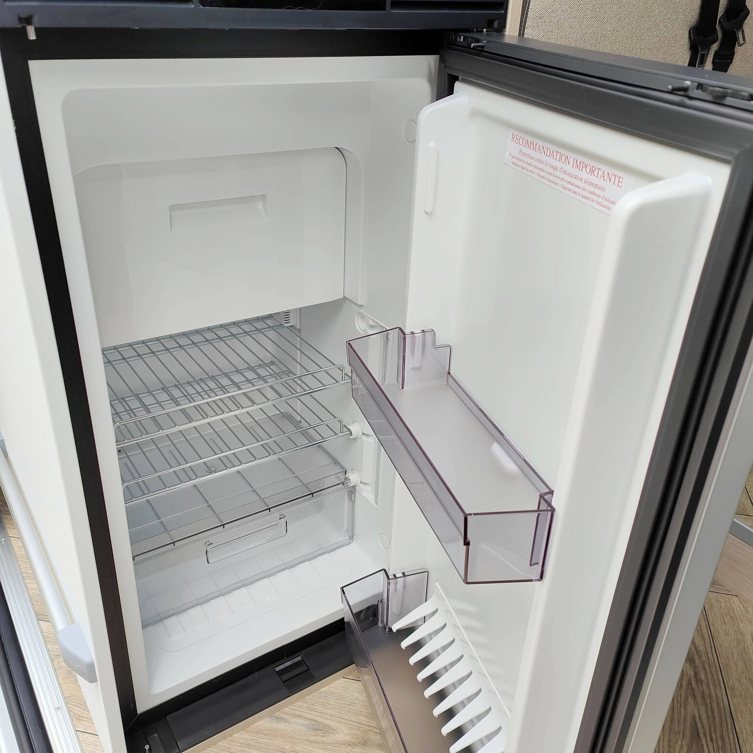 Chausson Chausson V594 First Line