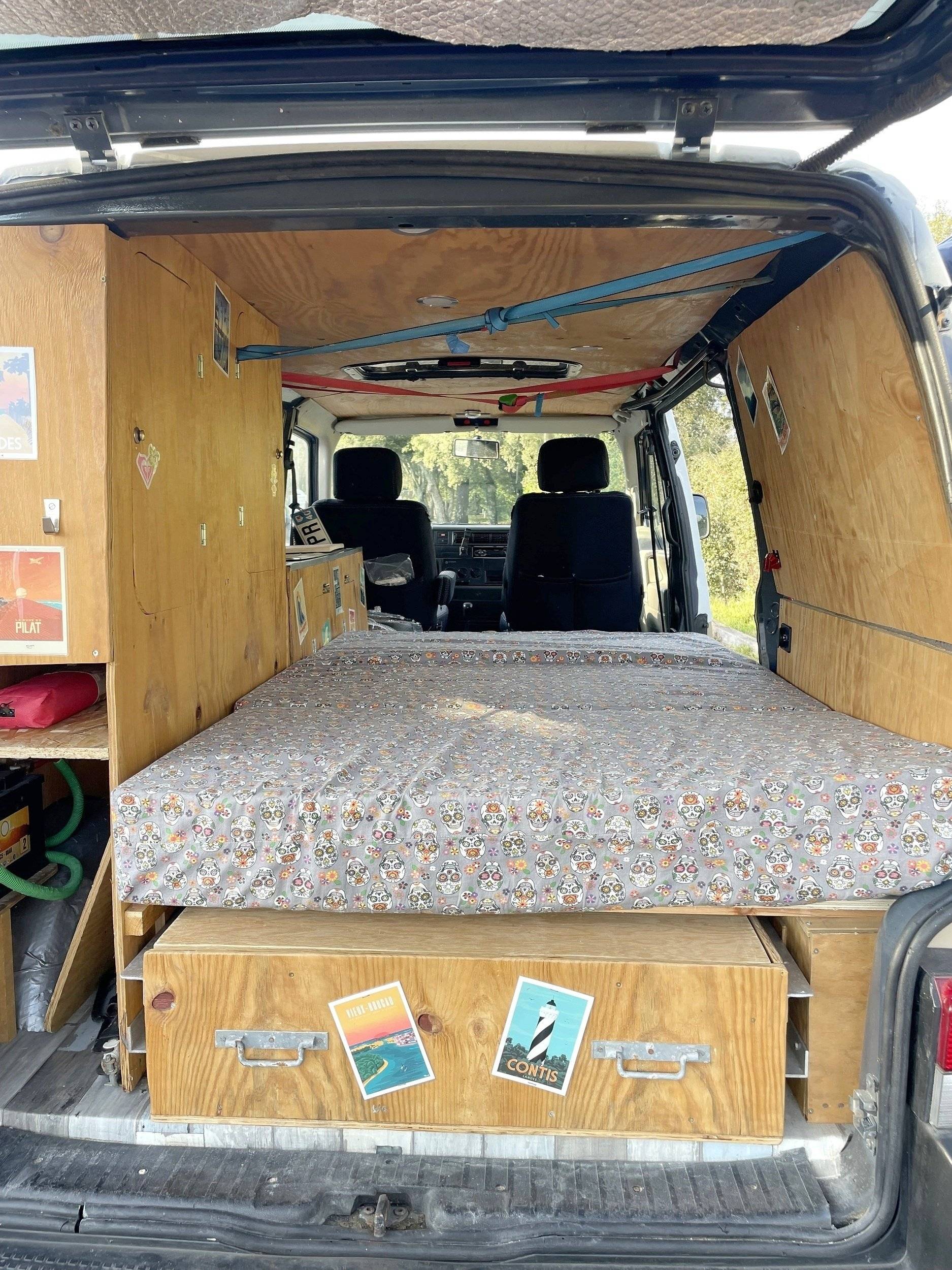 llits Volkswagen T4 1,9 TDI - Yescapa