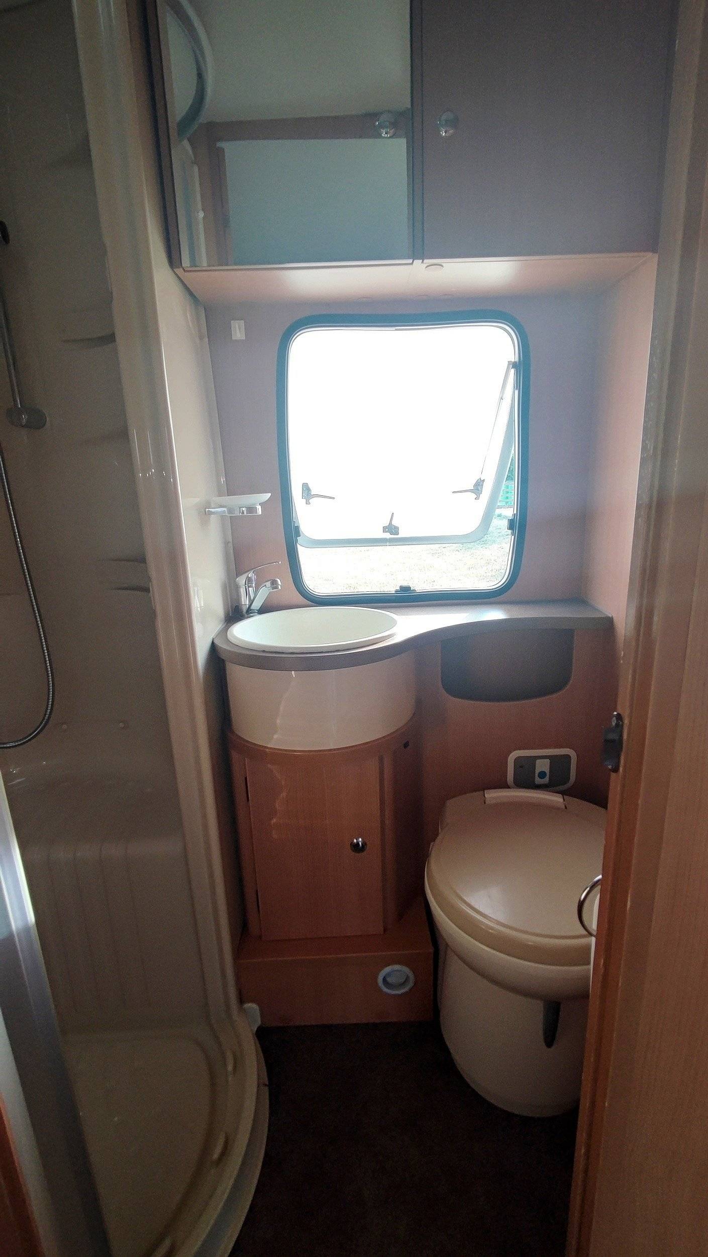 Challenger CHALLENGER GENESIS 33