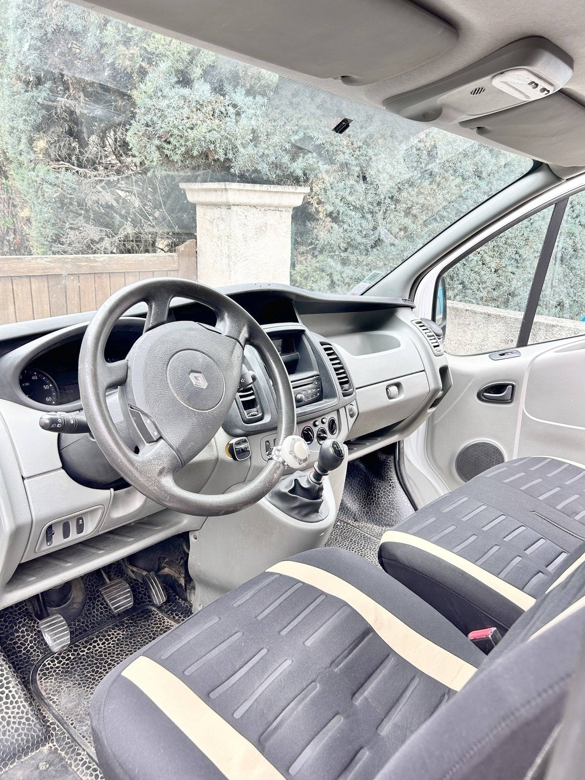 Renault Trafic 2,0 l 115 ch