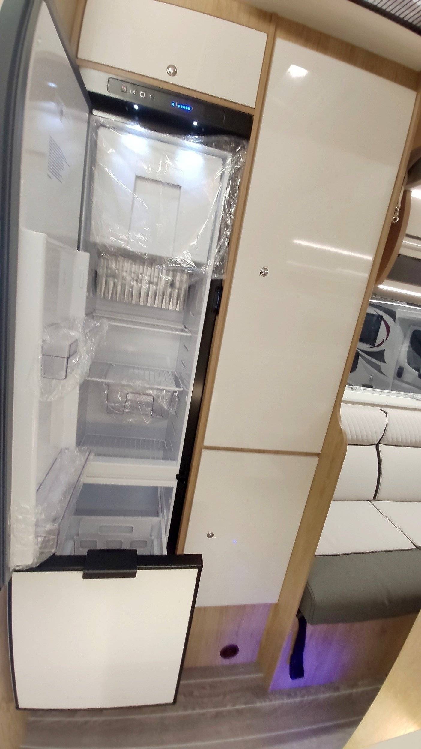 CI HORON 74 XT - 6 PL - Nº 12 -