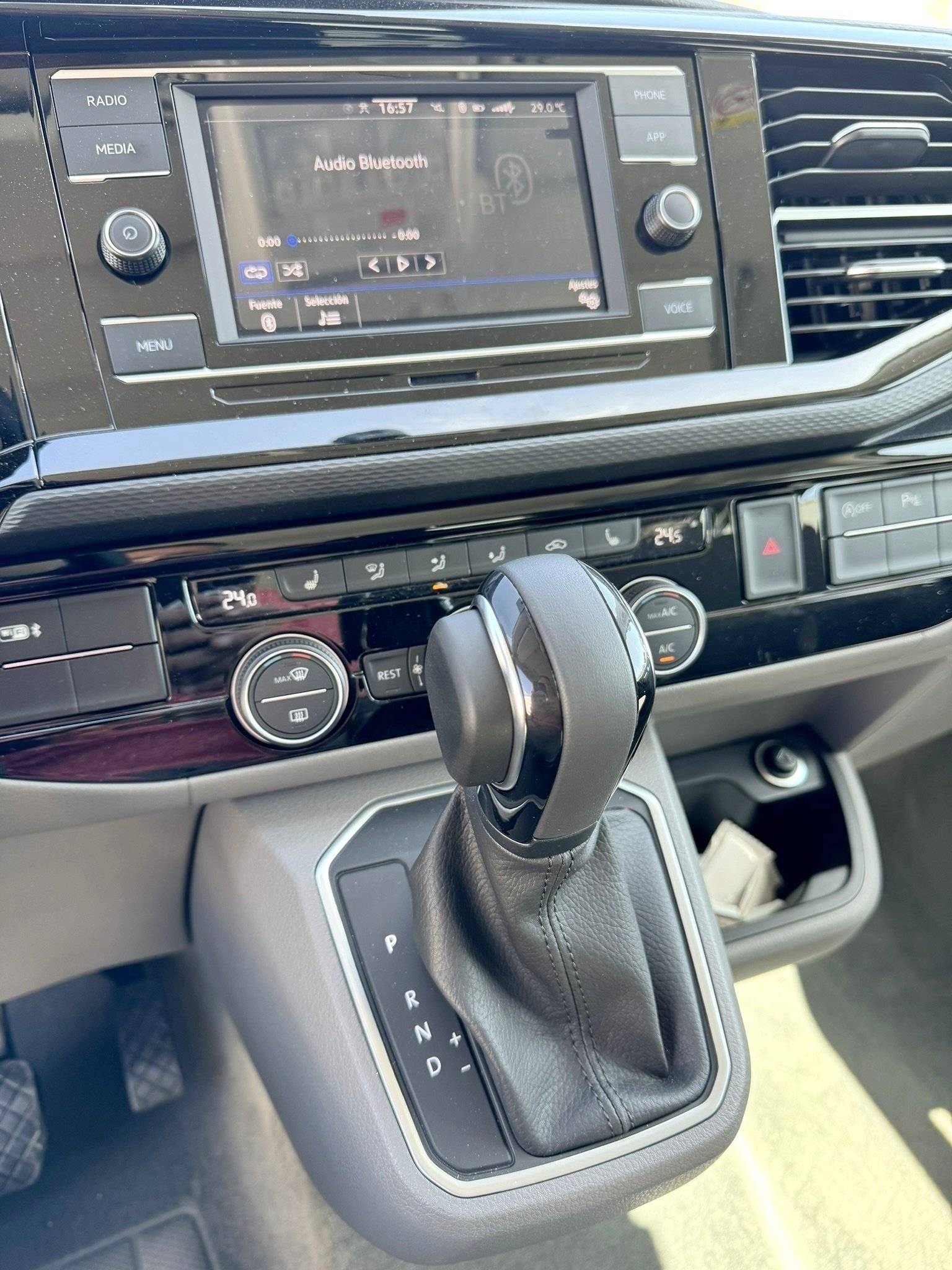 VOLKSWAGEN CALIFORNIA OCEAN