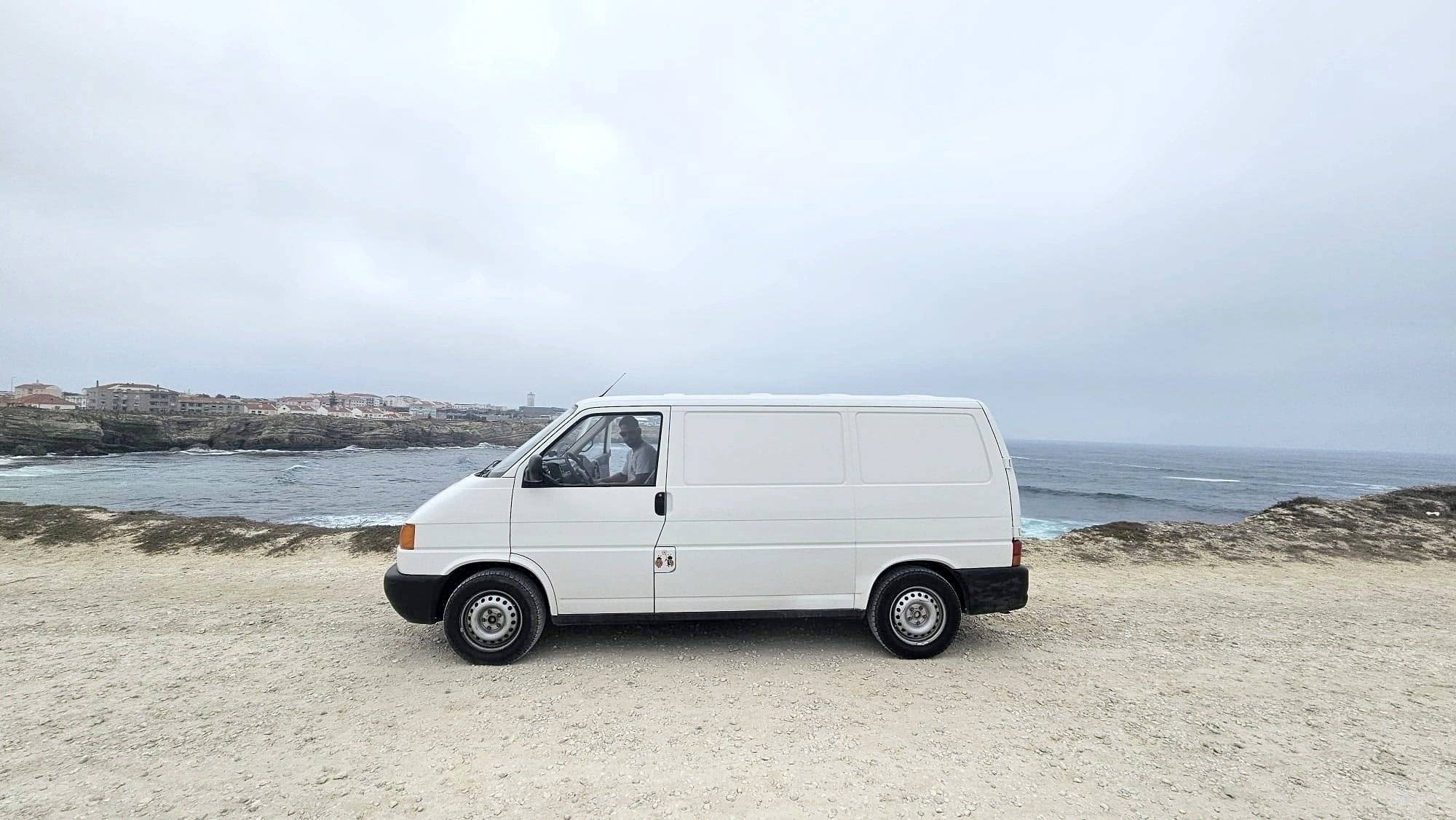 Custo Van Transporter