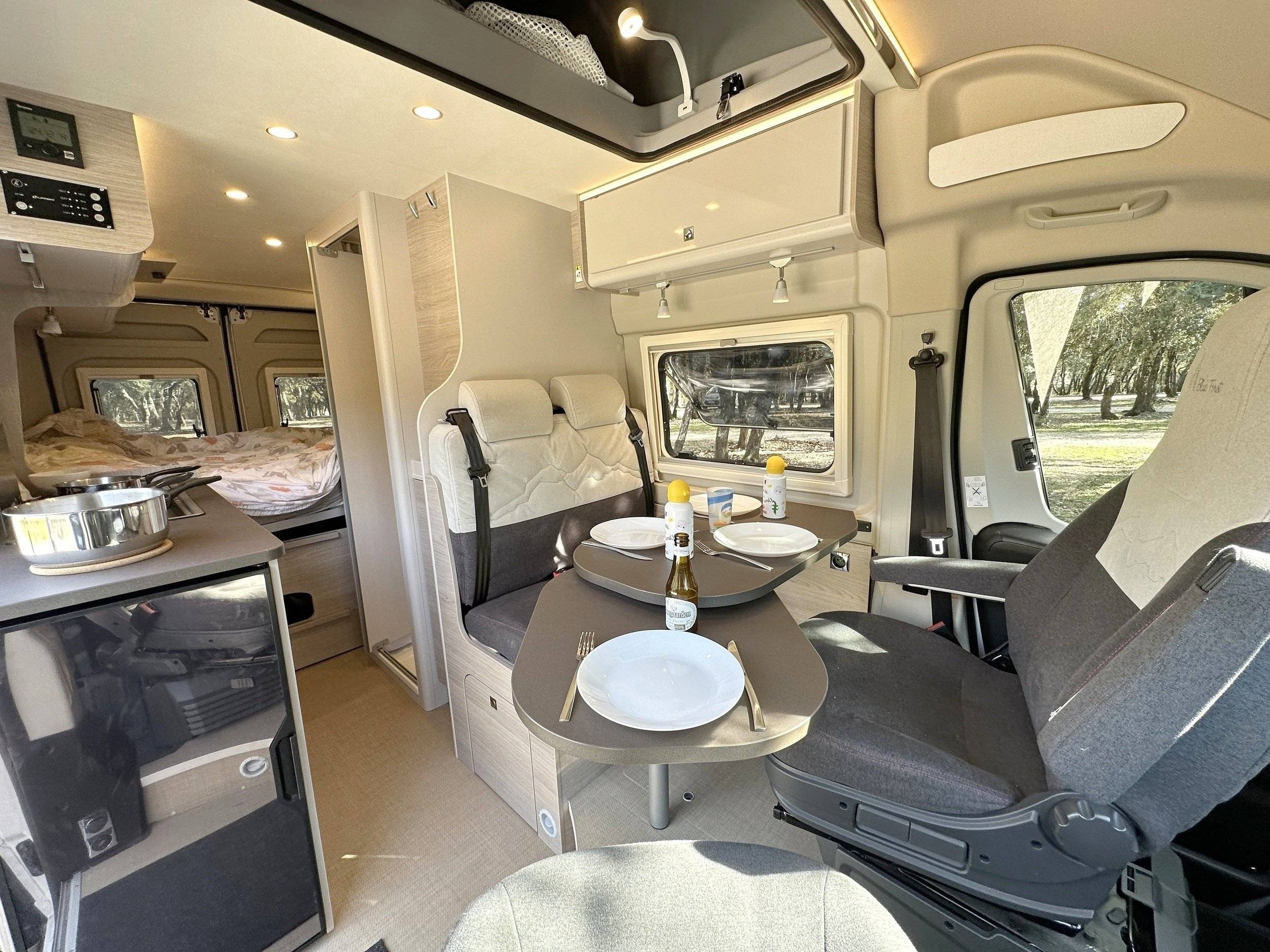 Bürstner CAMPEO C600 BLACK FOREST