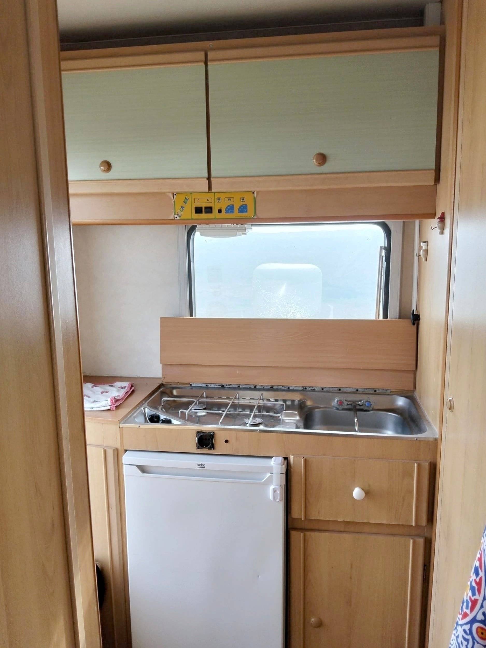 Kitchenette Fiat Ducato 1.9 - Yescapa