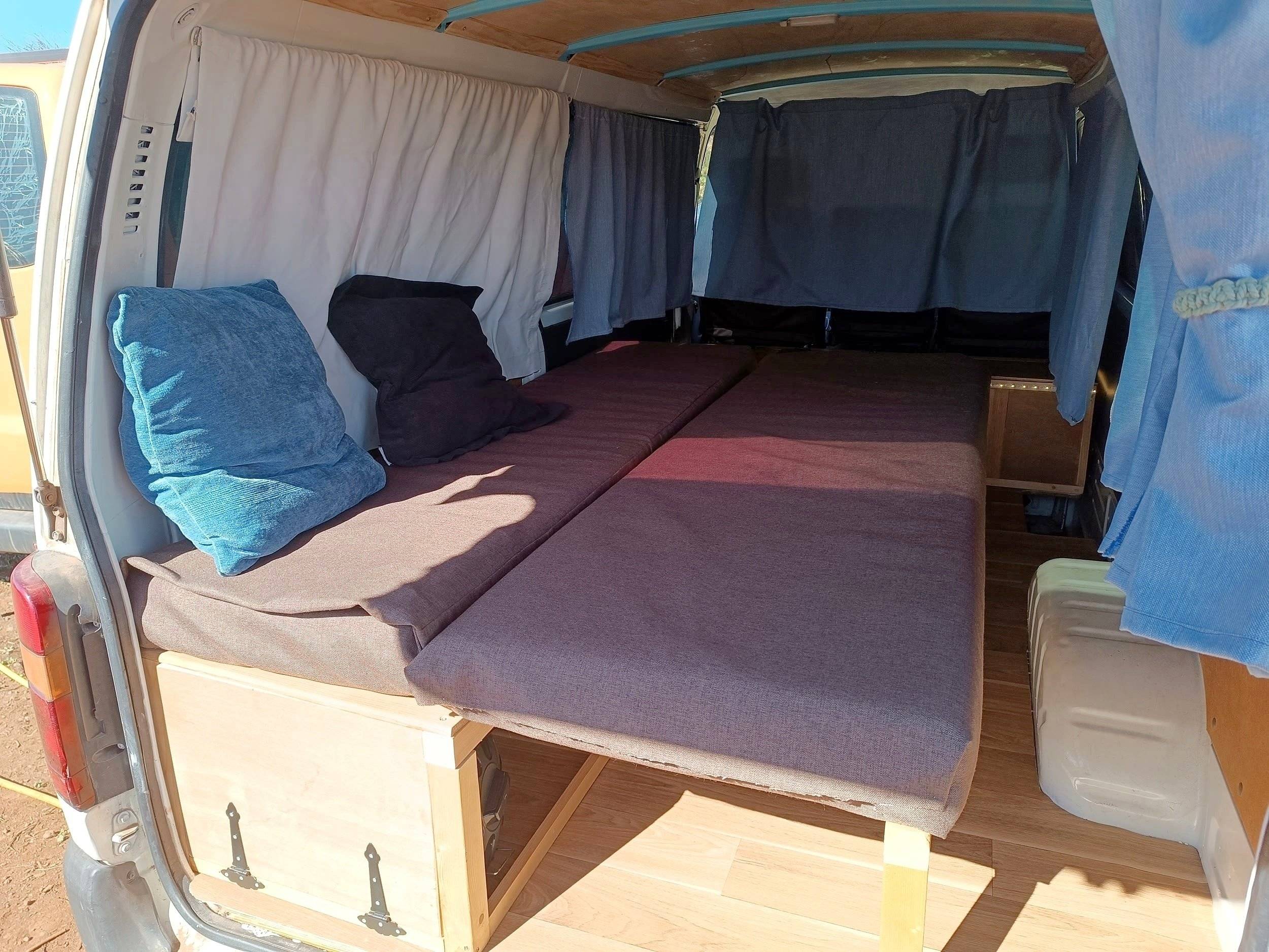 llits Toyota Hiace - Yescapa