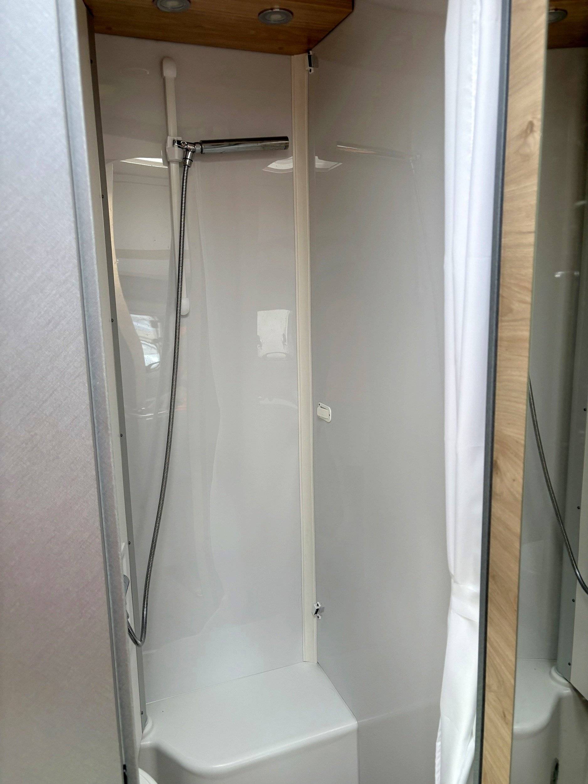 Dethleffs JUST CAMP T 6812EB