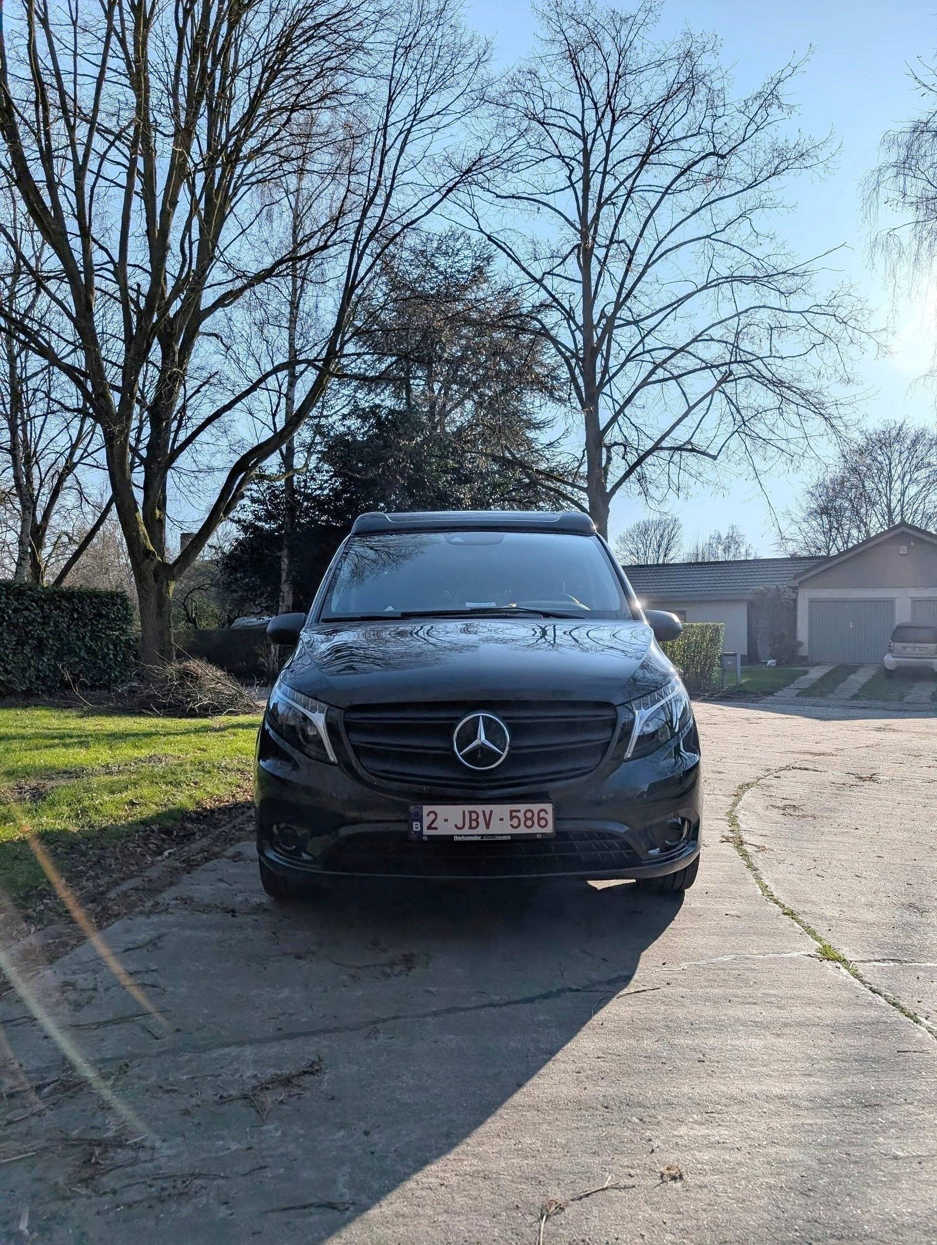 Mercedes-Benz 