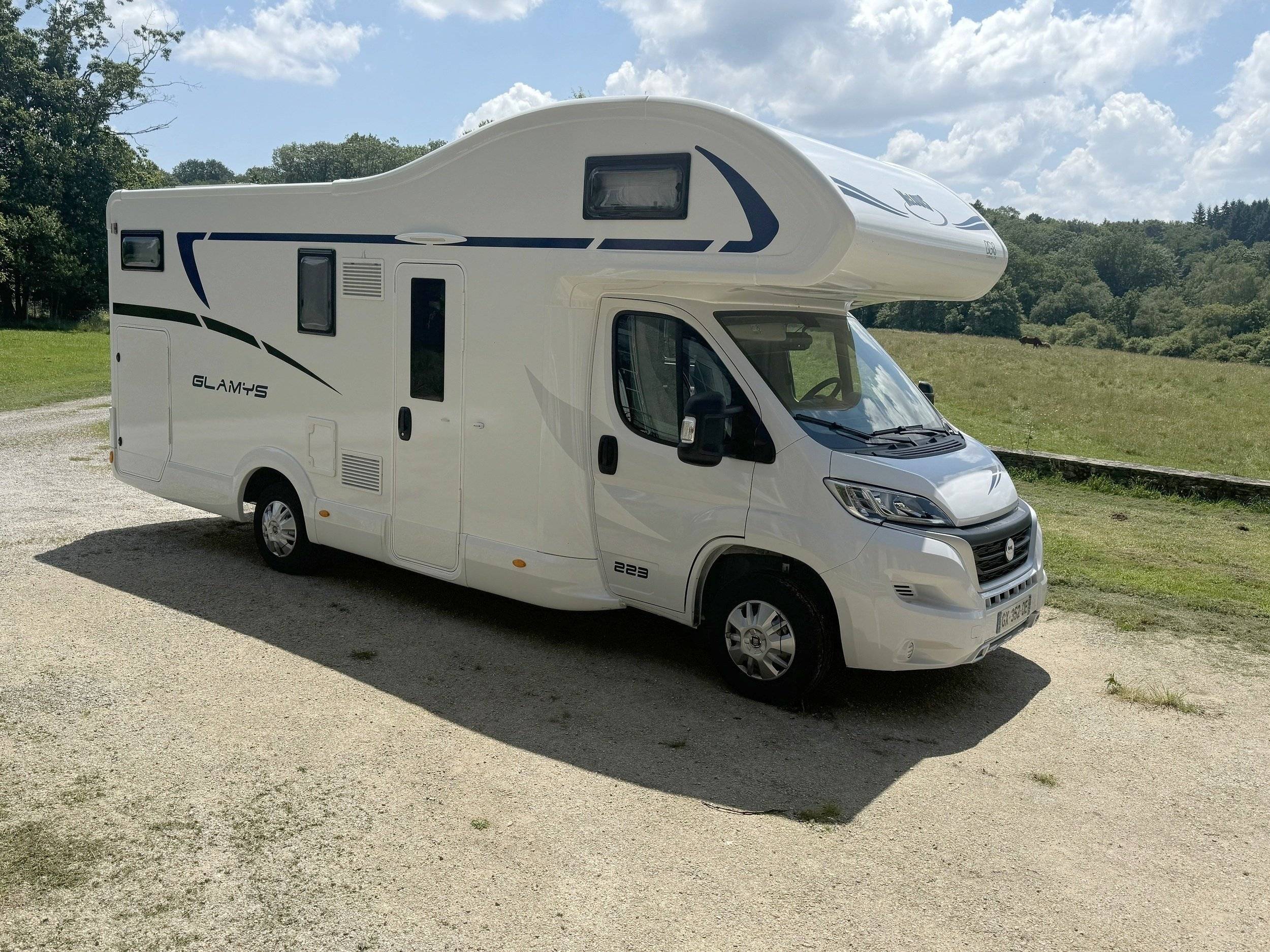 Mclouis McLouis Glamys