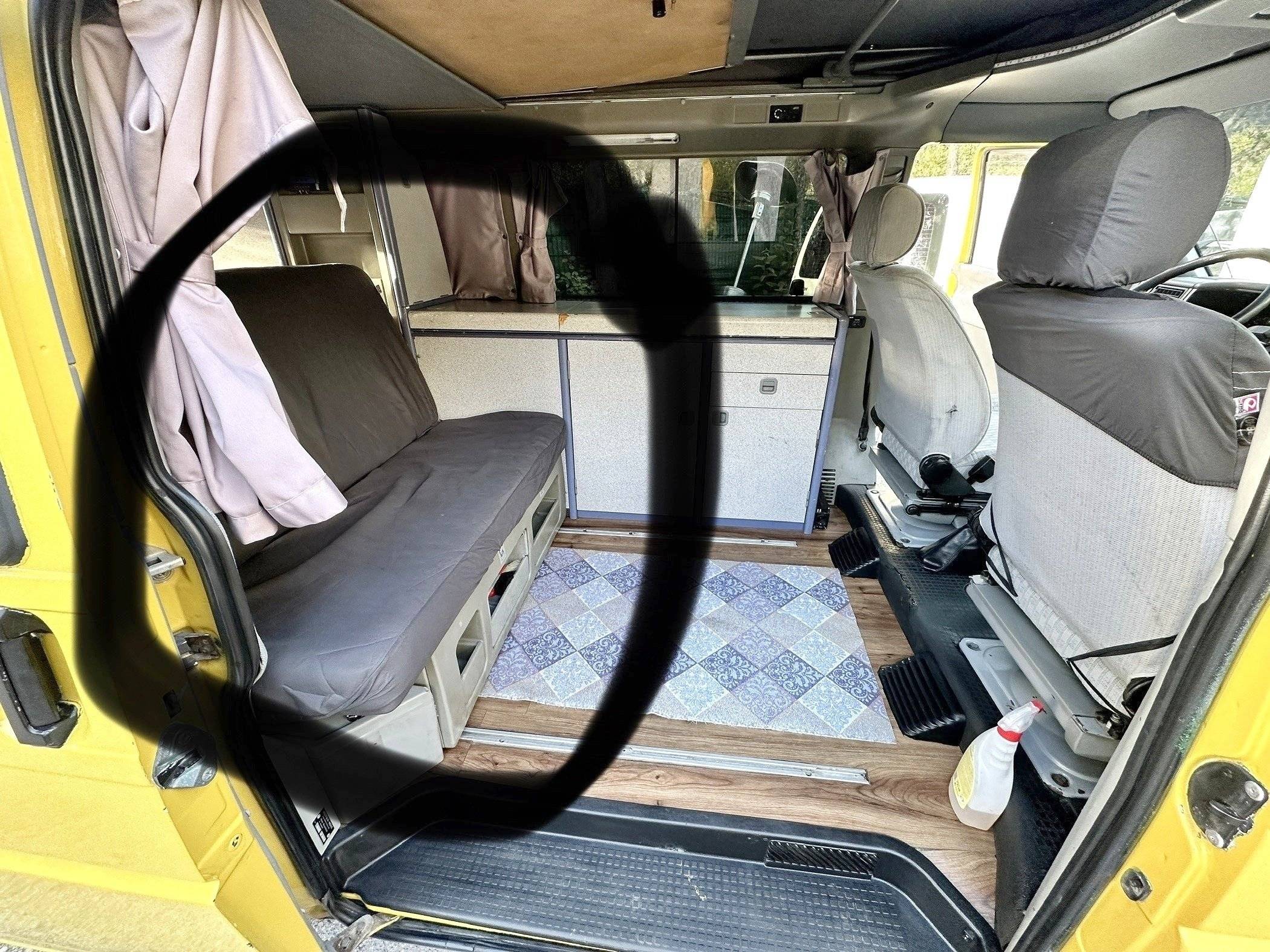 Dormidas Volkswagen California T4 2.5 TDI 102cv - Yescapa