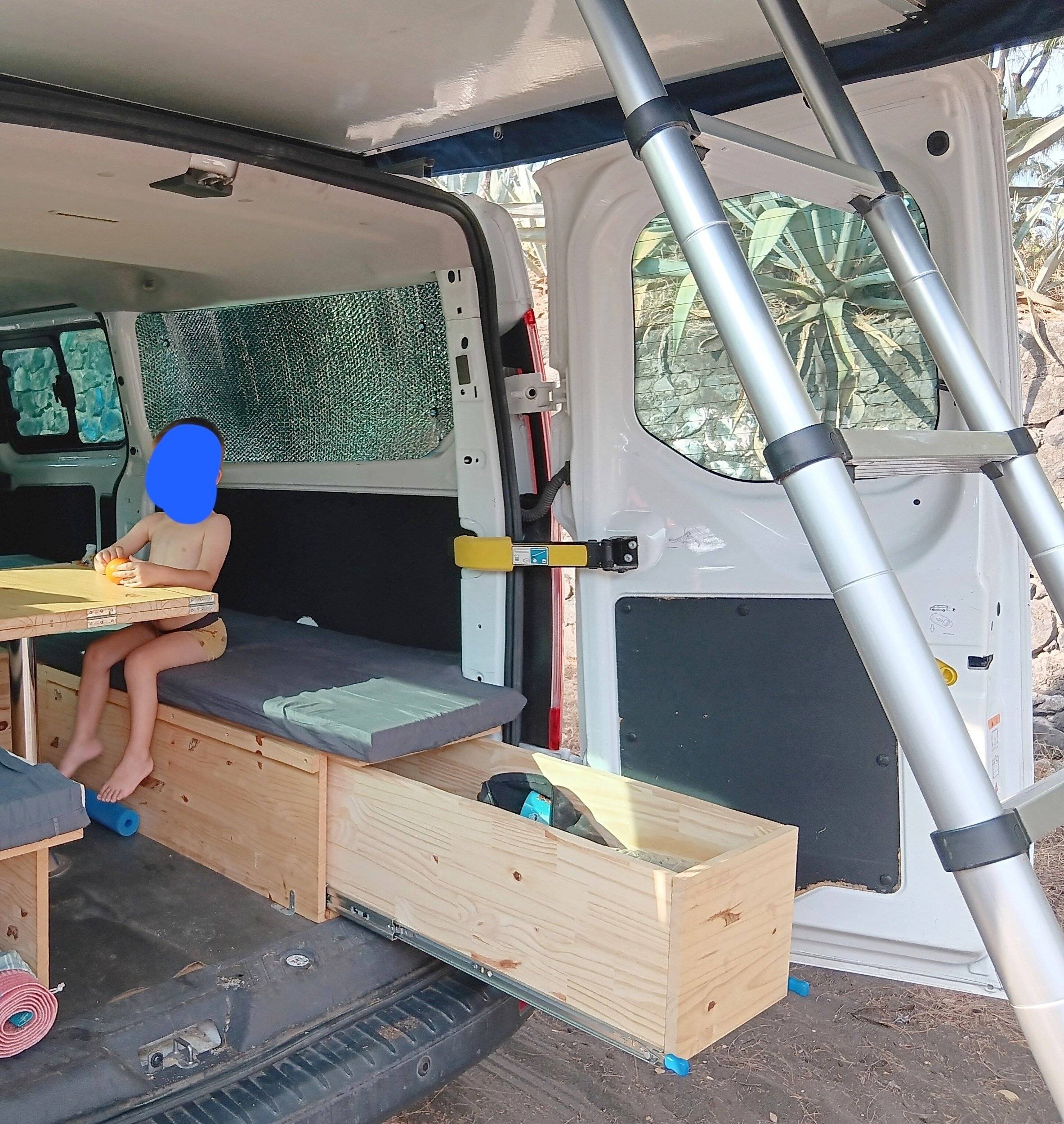 Custom 5 places Transit 2,2 l 125 ch