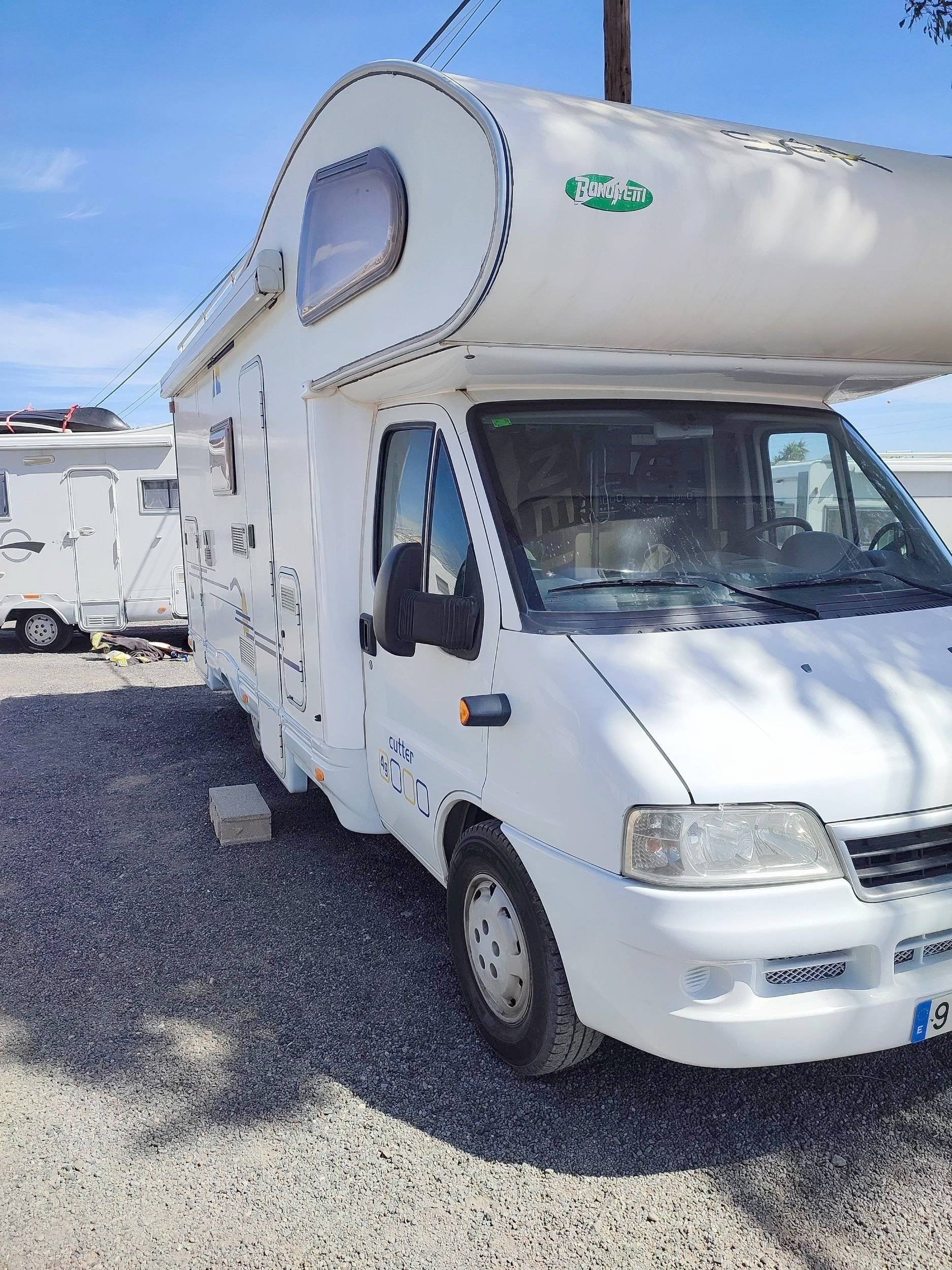 Trigano DINGHI luxury 4G "HAPPY FAMILY" TNF