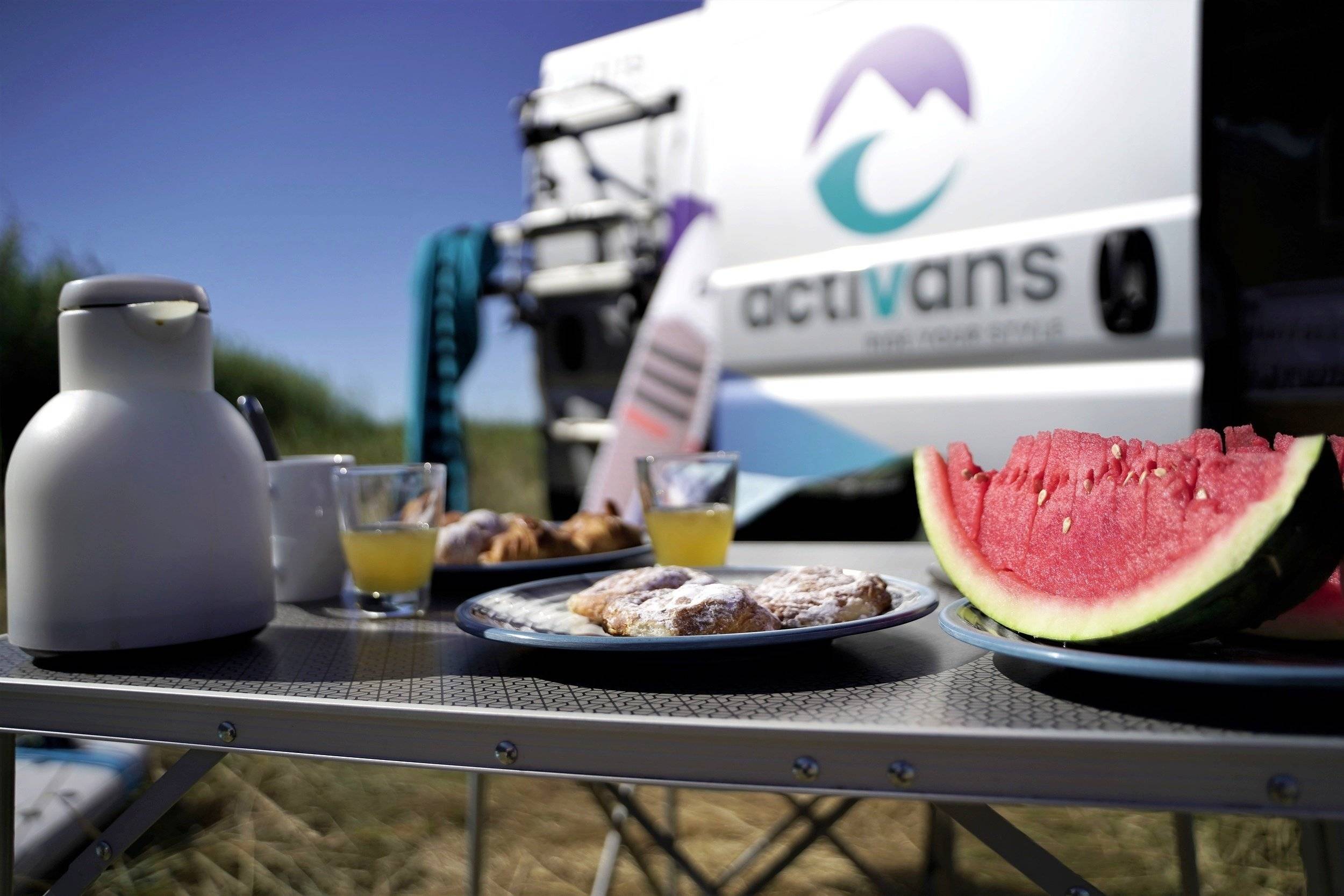 ACTIVANS SURF VAN 2 P. 