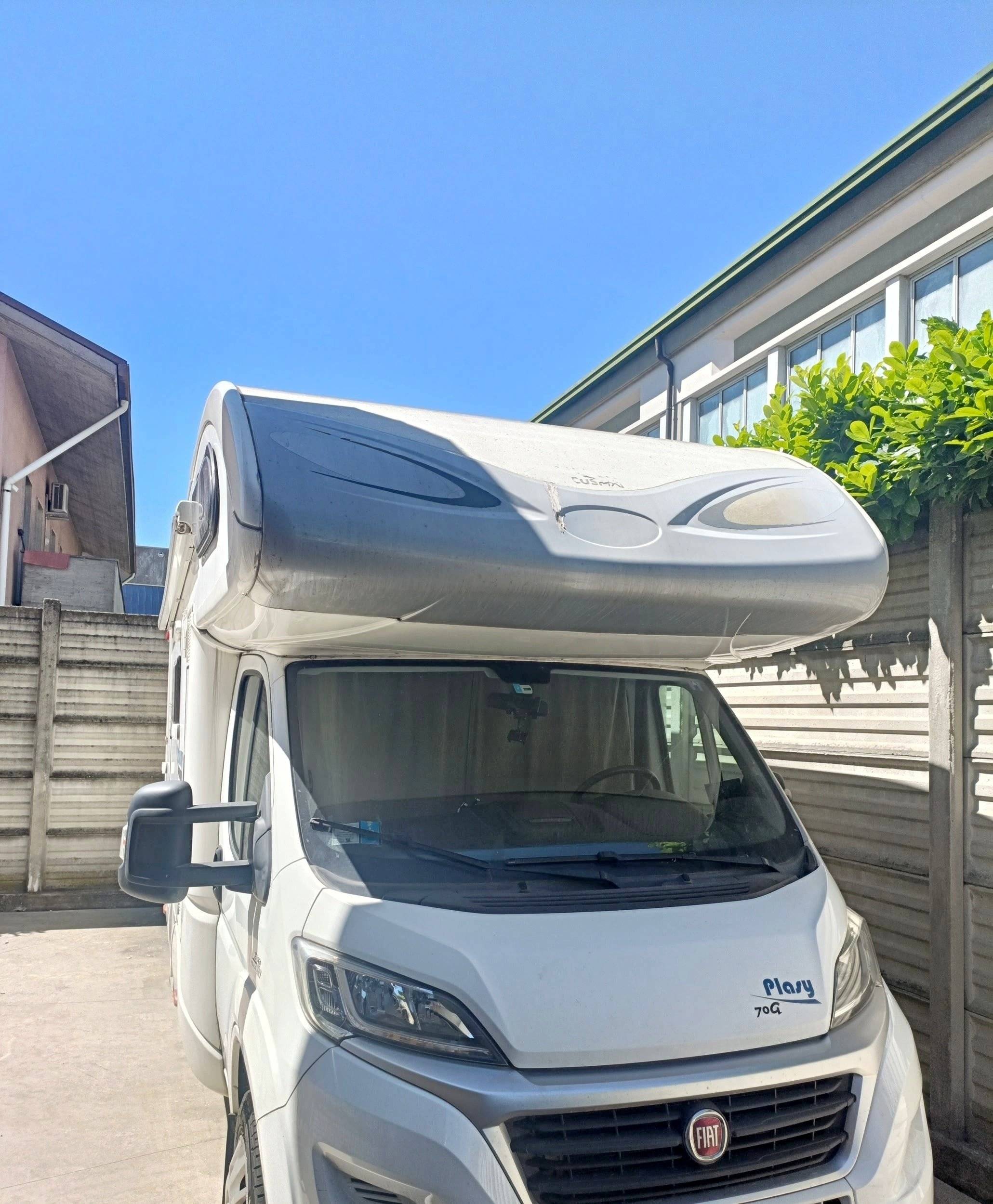 Coachbuilt RV 