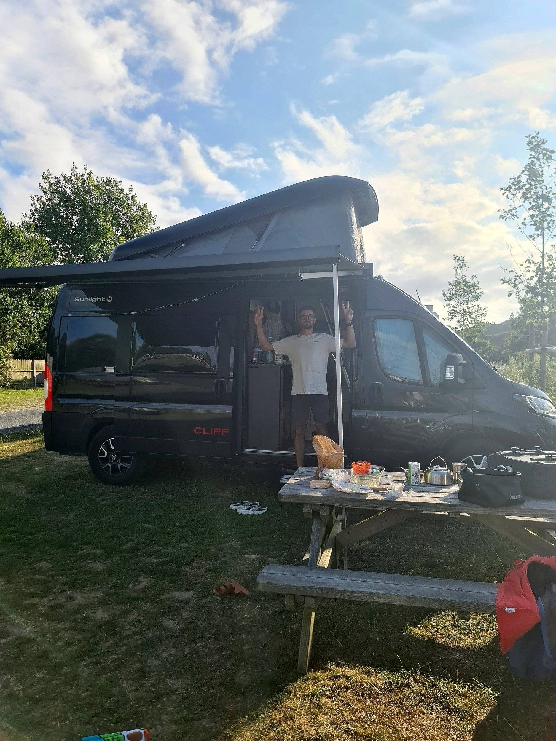 Sunlight Cliff 600 Adventure Edition