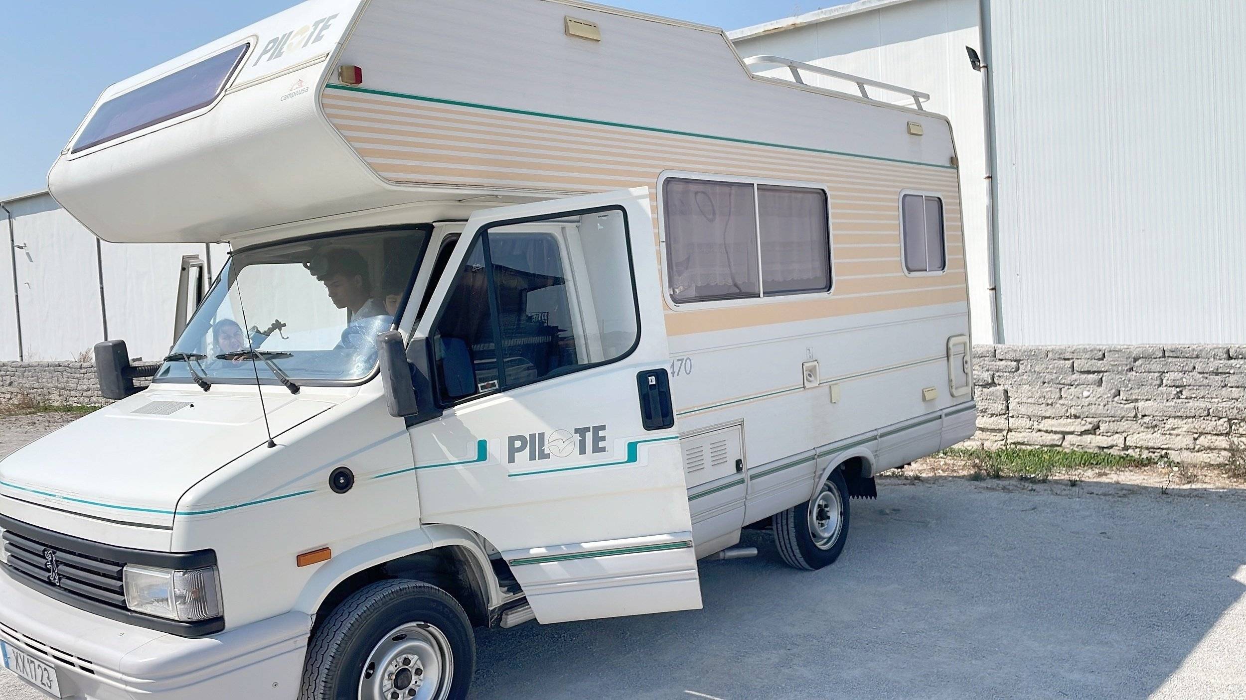 Pilote J5