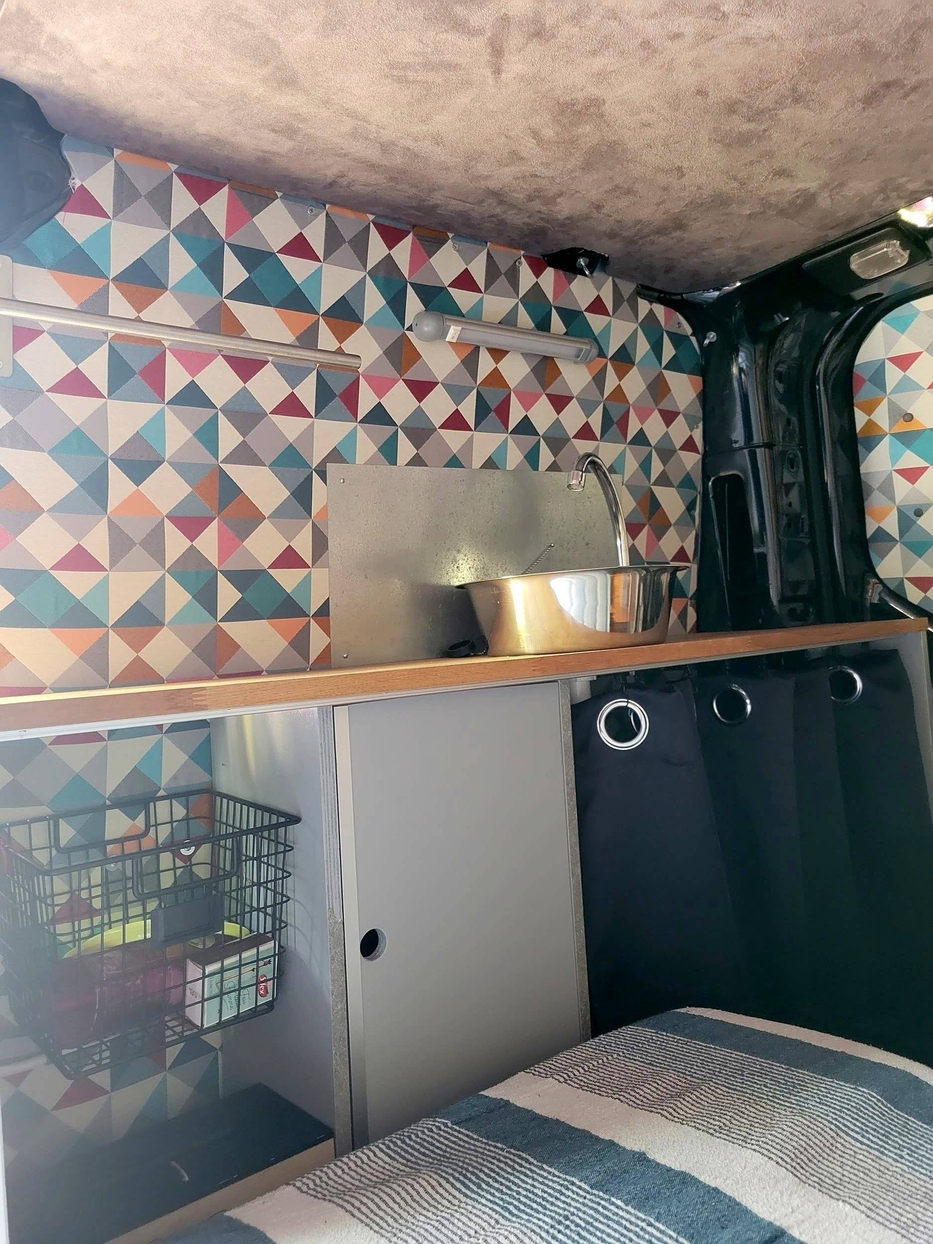 Custo Van Transporter