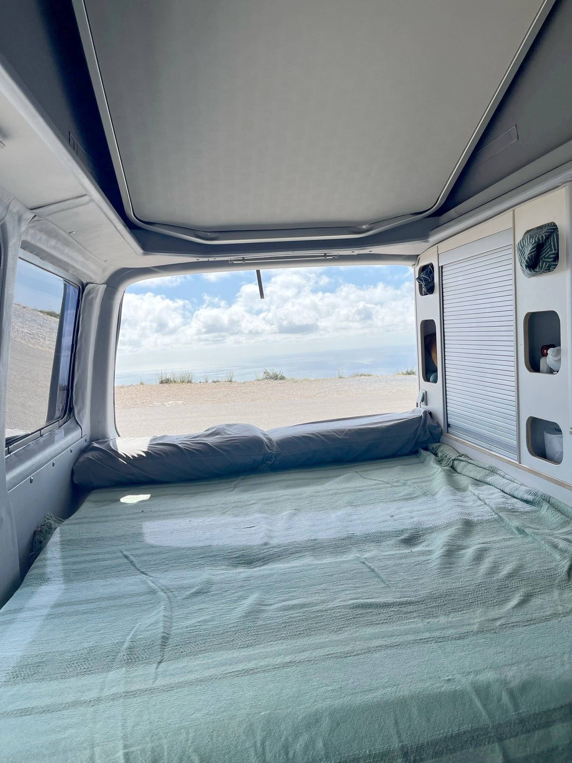 Dormidas Volkswagen Volkswagen Transporter T5 - Yescapa