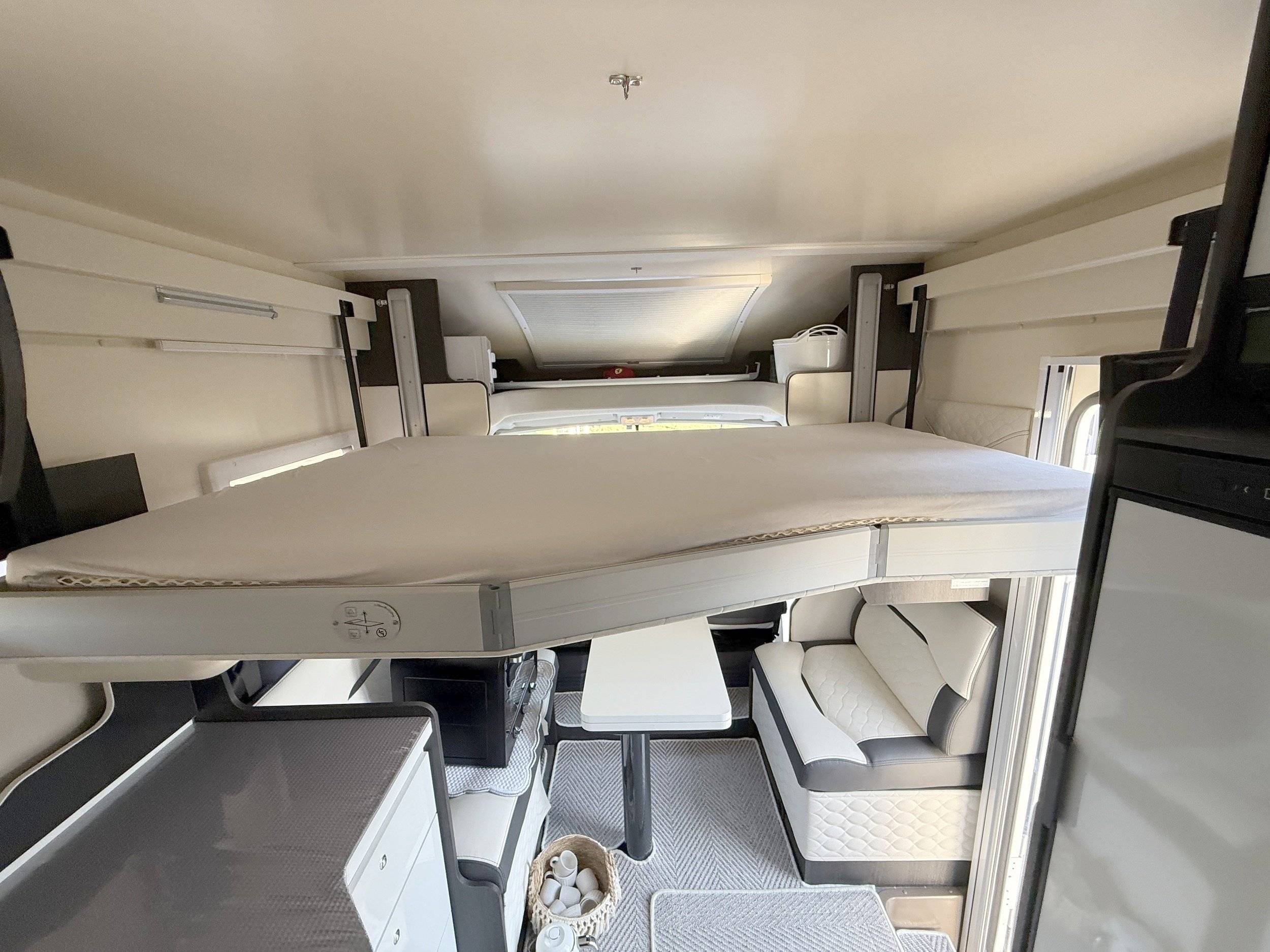 Mgp Véhicules Récréatifs Triostyle