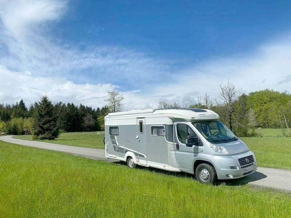 Location Campingcar profilé Dresden Lmc LMC 52288 Yescapa