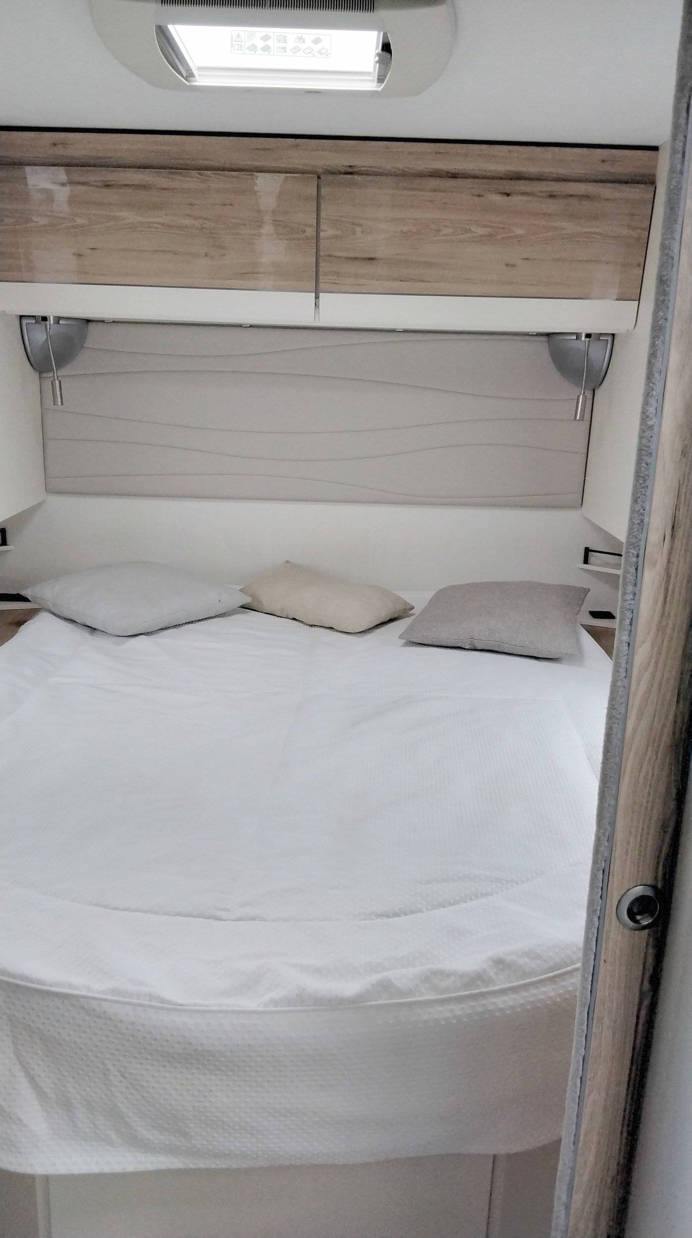 Bavaria Bavaria i720 class 